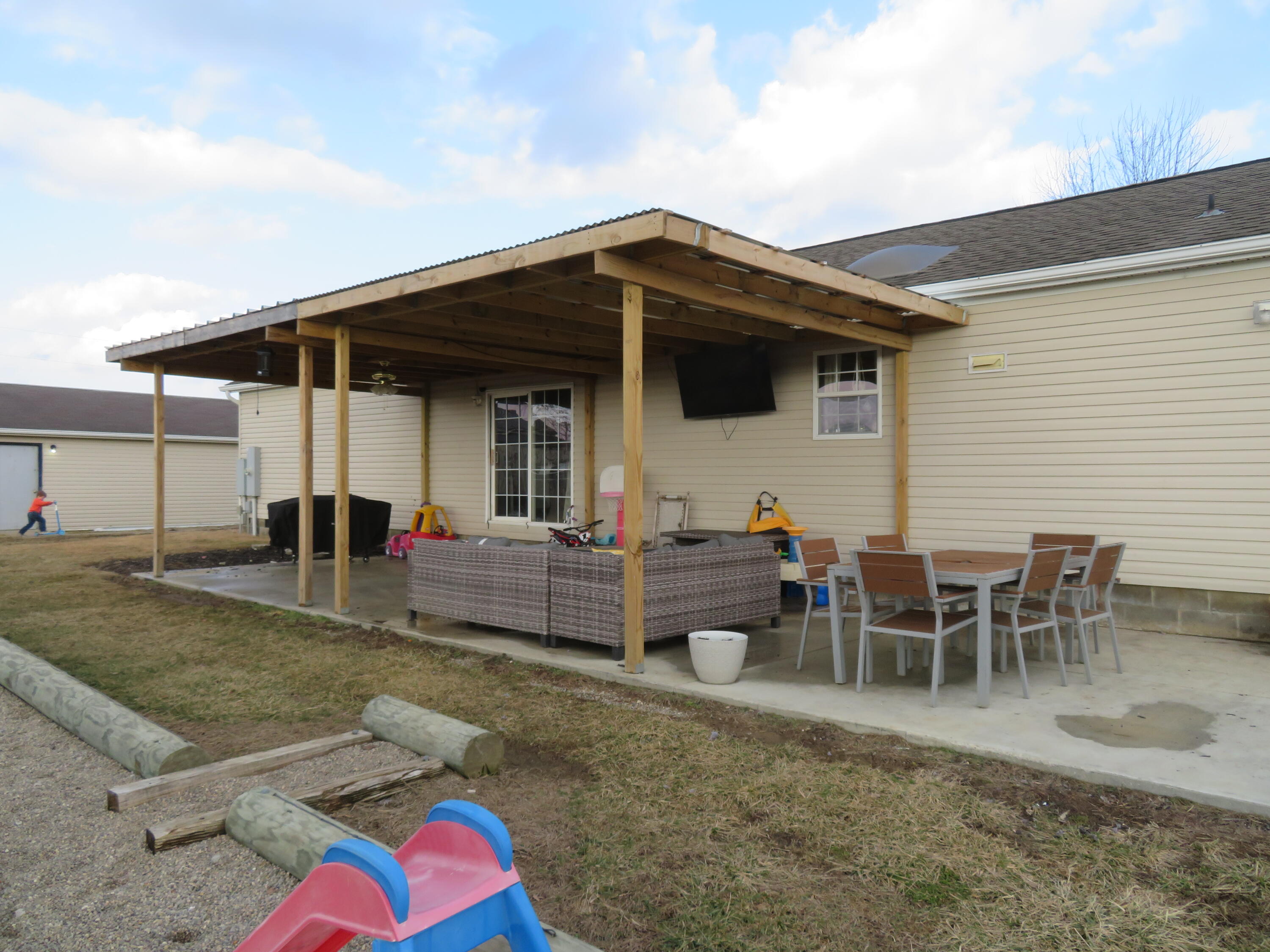 6126 Calland Road, Urbana, Ohio 43078