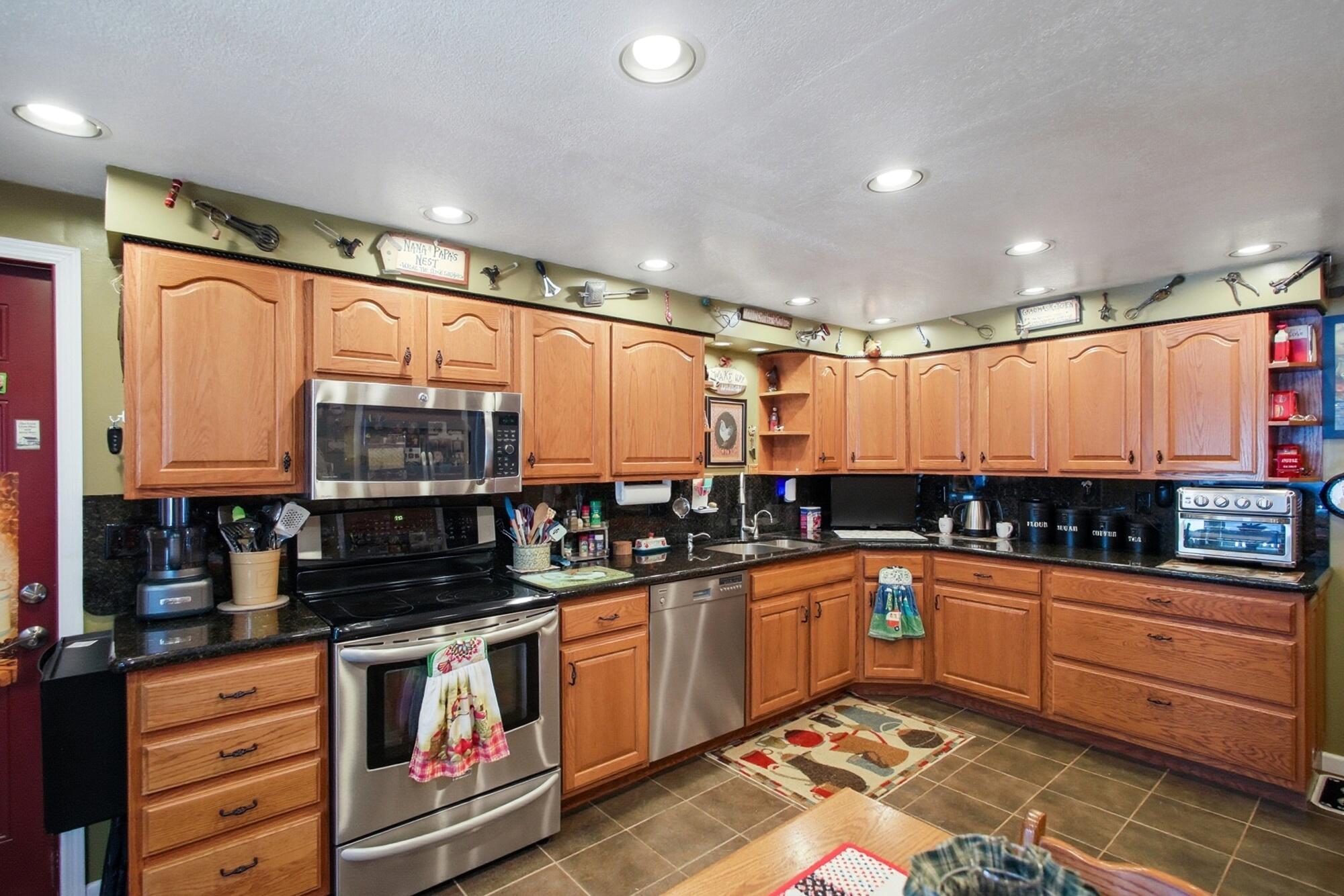 2939 Willow Road, Springfield, Ohio 45502