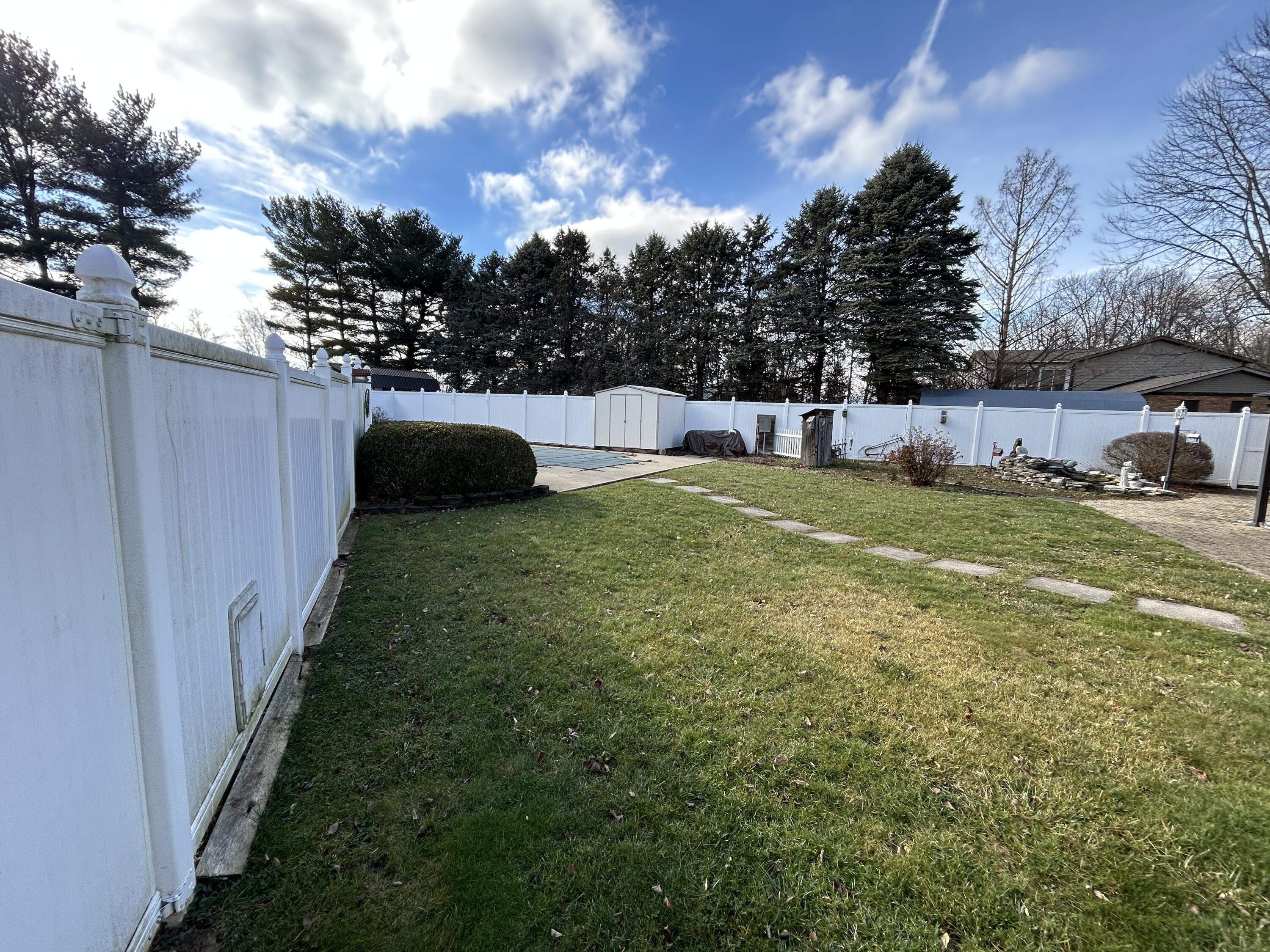 2939 Willow Road, Springfield, Ohio 45502