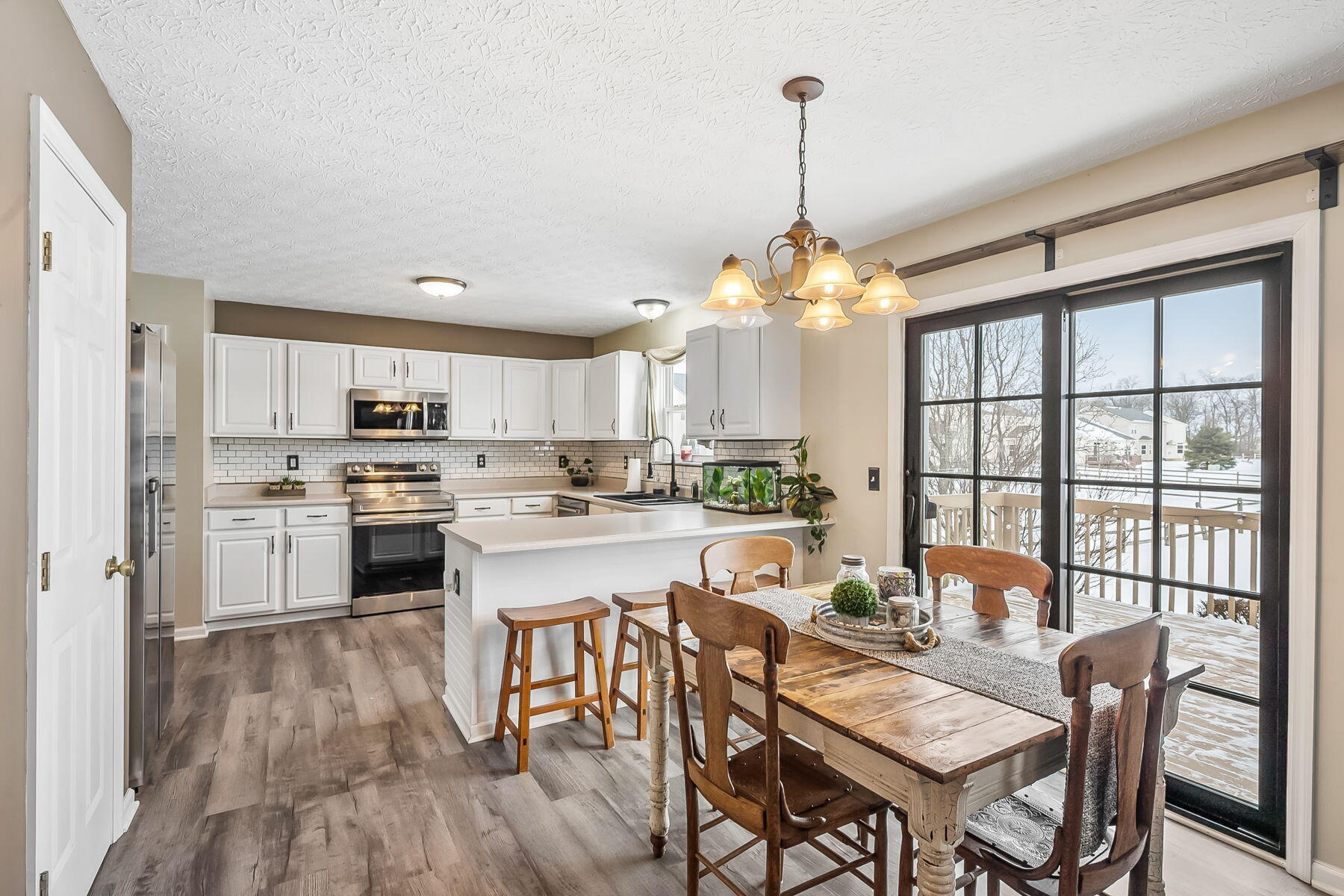 161 Chestnut Estates Drive, Commercial Point, Ohio 43116