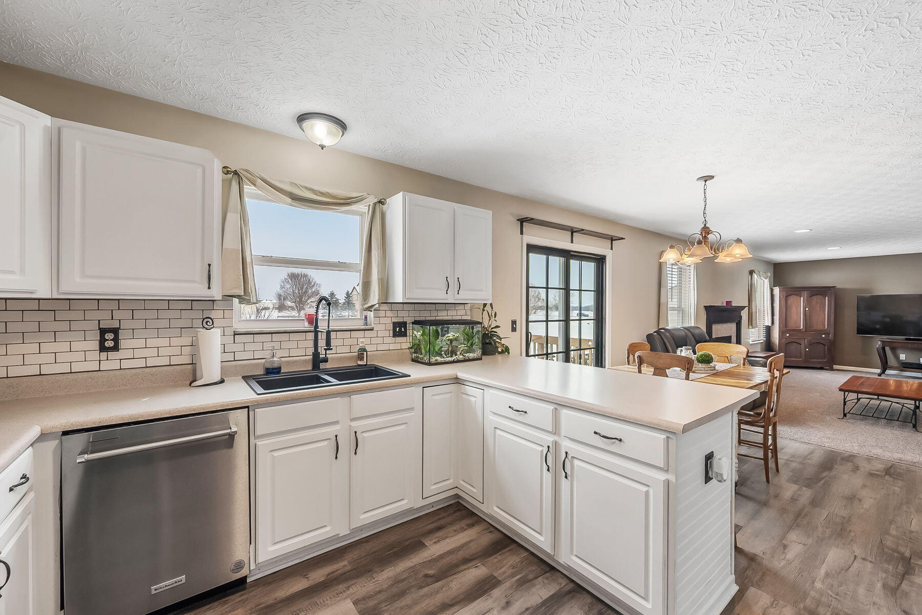 161 Chestnut Estates Drive, Commercial Point, Ohio 43116