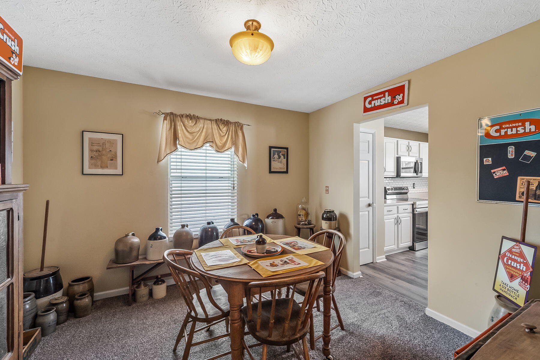 161 Chestnut Estates Drive, Commercial Point, Ohio 43116