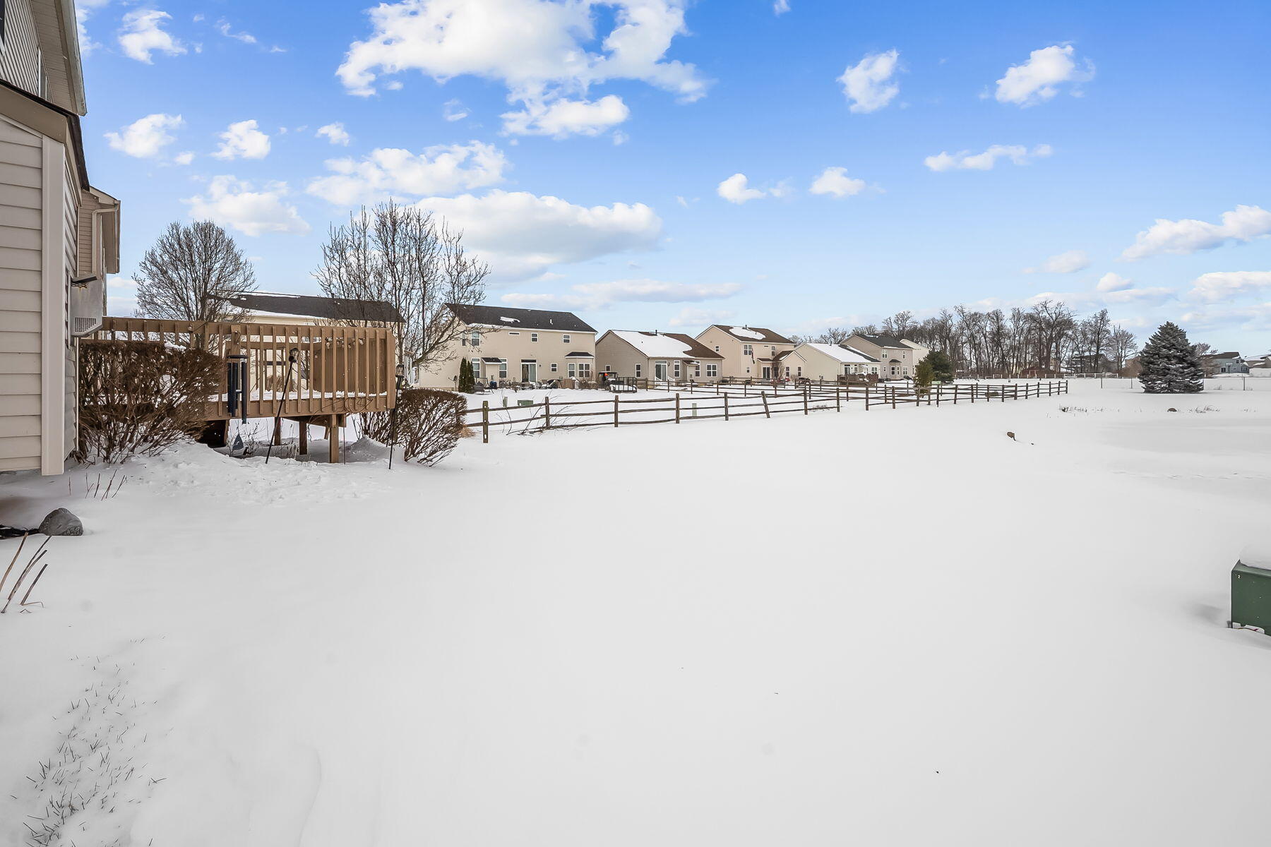 161 Chestnut Estates Drive, Commercial Point, Ohio 43116