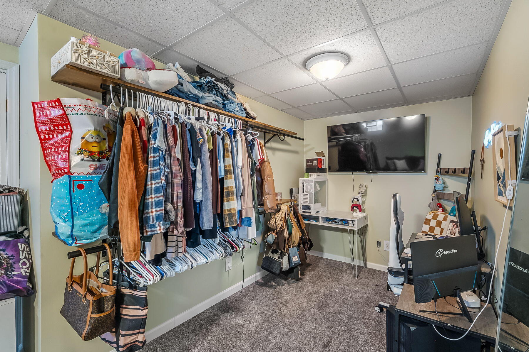 161 Chestnut Estates Drive, Commercial Point, Ohio 43116