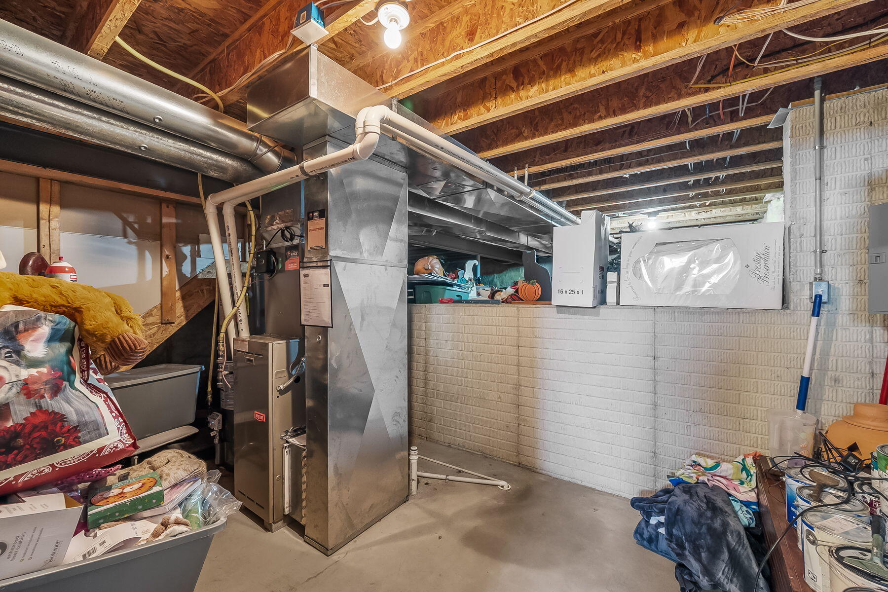 161 Chestnut Estates Drive, Commercial Point, Ohio 43116