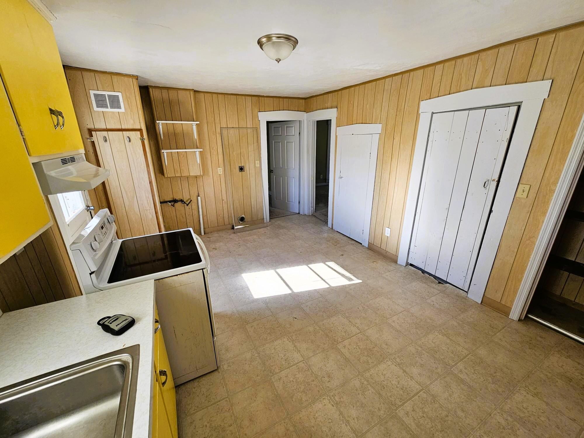 15 Walnut Street, Phillipsburg, Ohio 45354