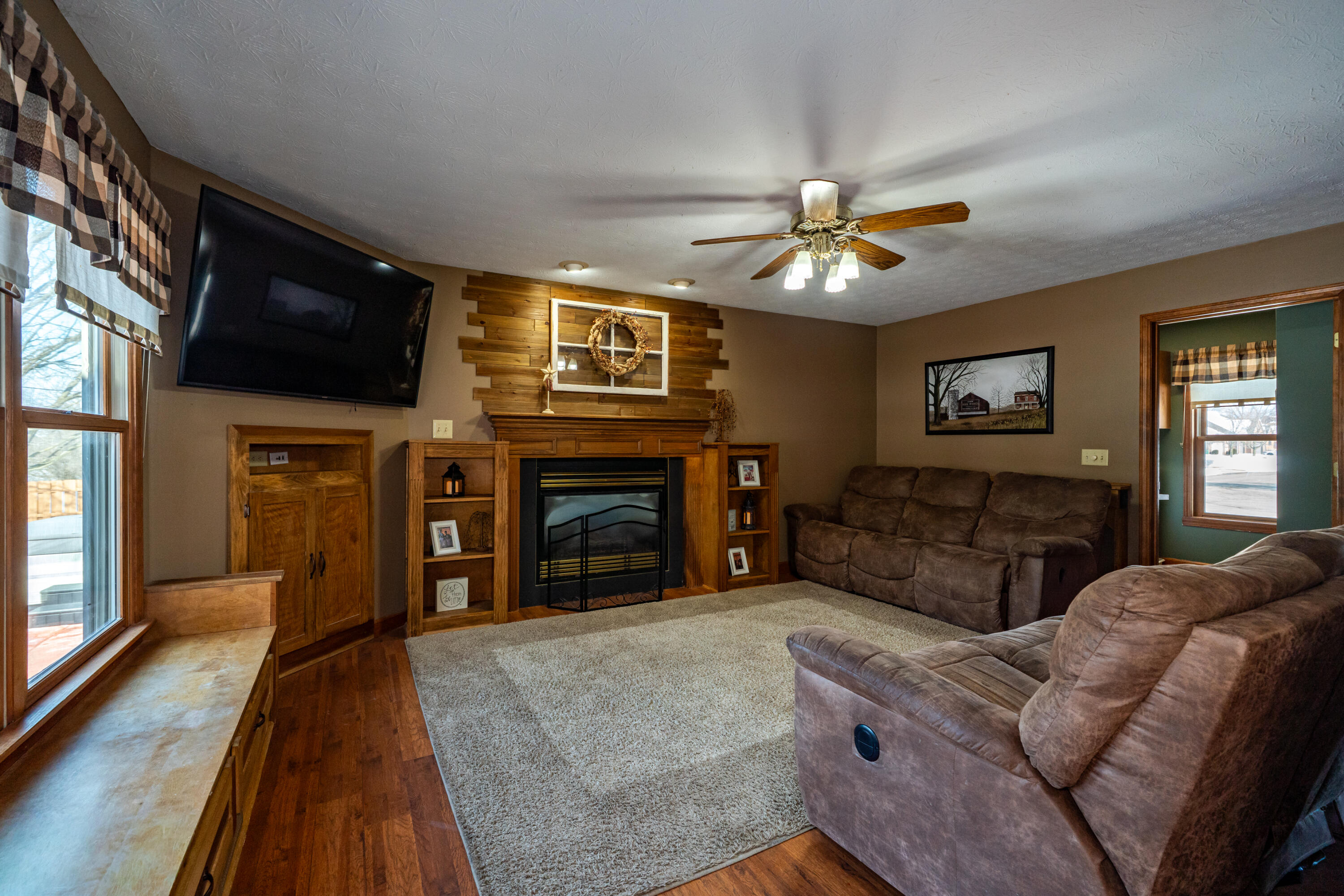 825 Chaucer Lane, Tipp City, Ohio 45371