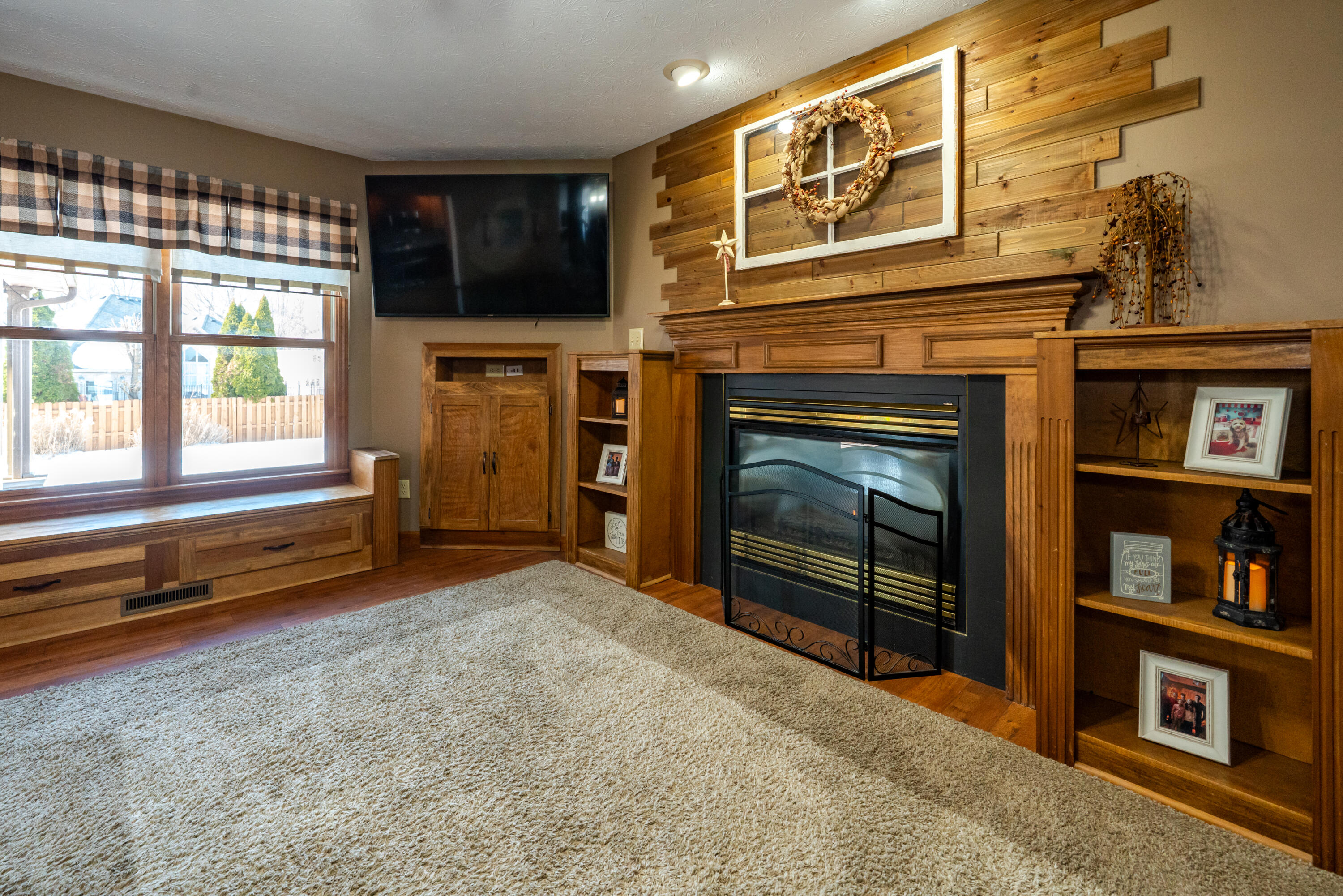 825 Chaucer Lane, Tipp City, Ohio 45371