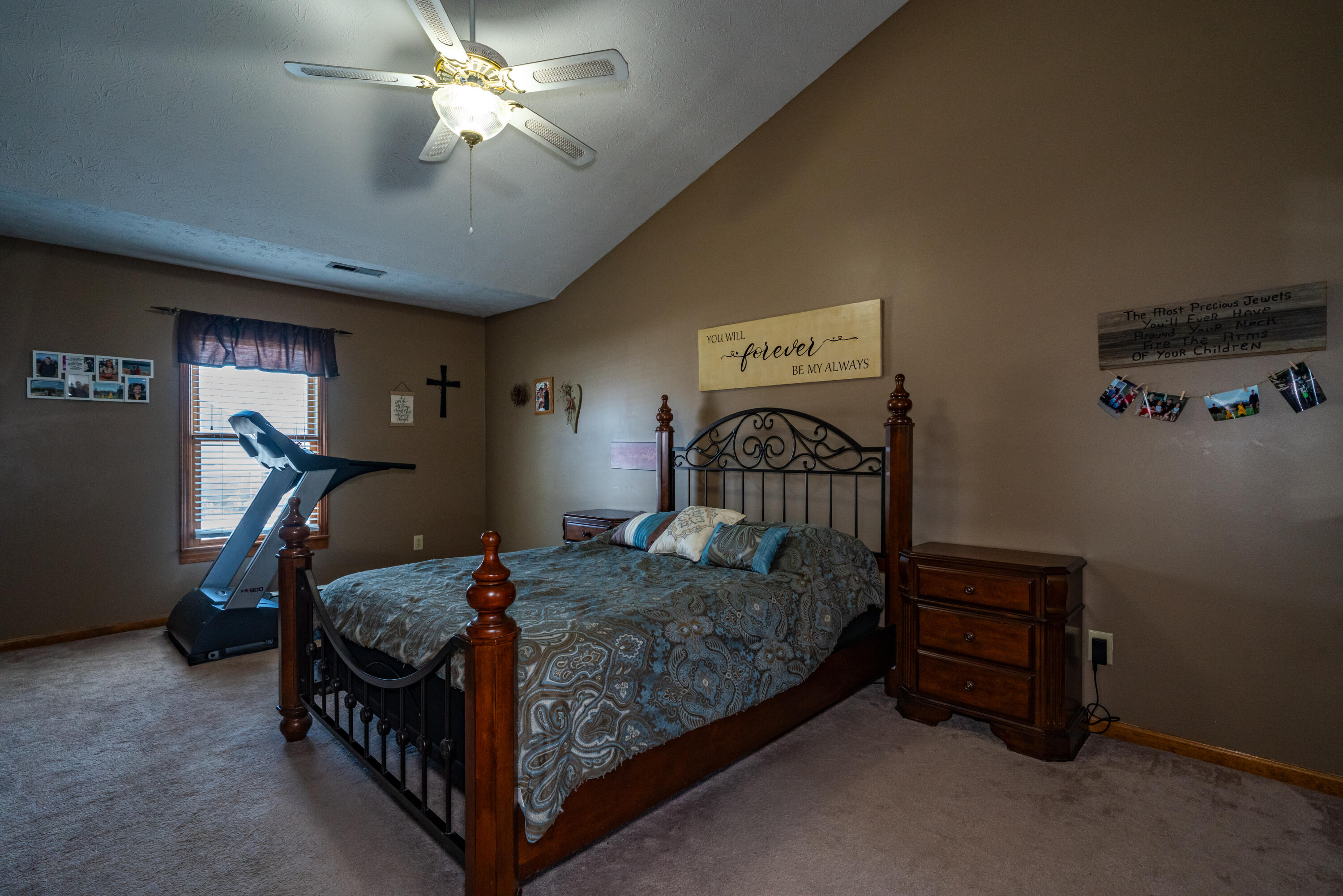 825 Chaucer Lane, Tipp City, Ohio 45371