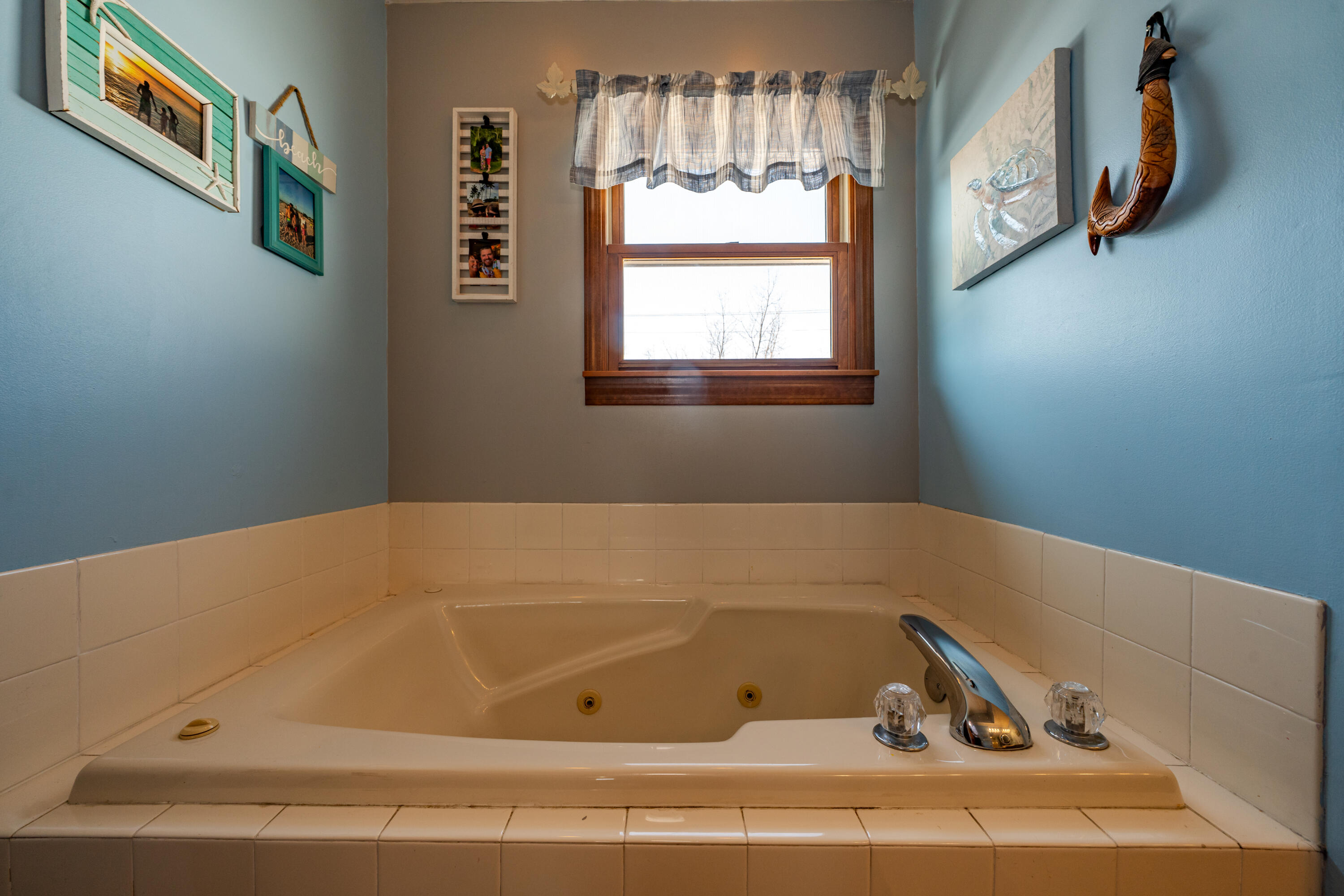 825 Chaucer Lane, Tipp City, Ohio 45371