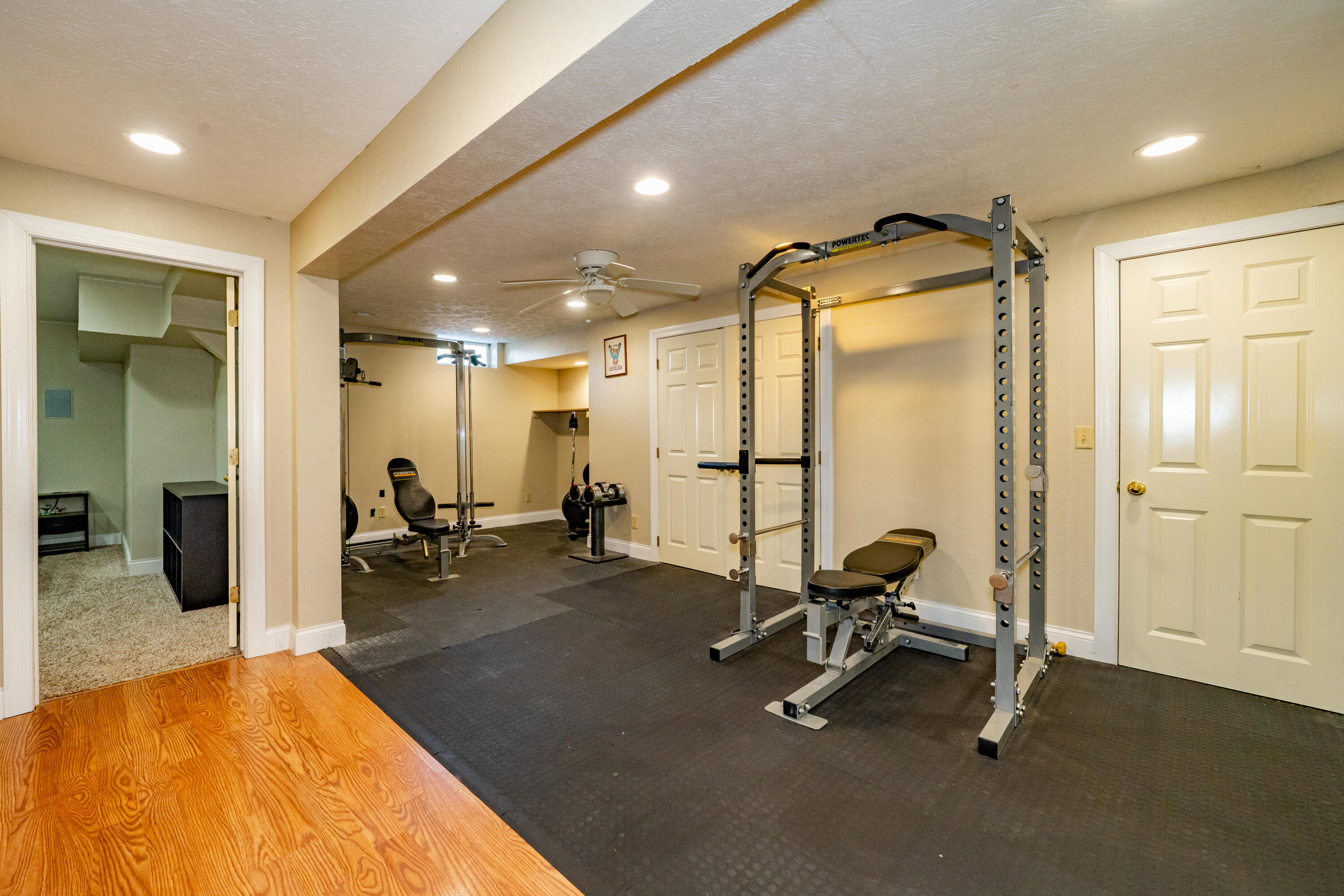 825 Chaucer Lane, Tipp City, Ohio 45371