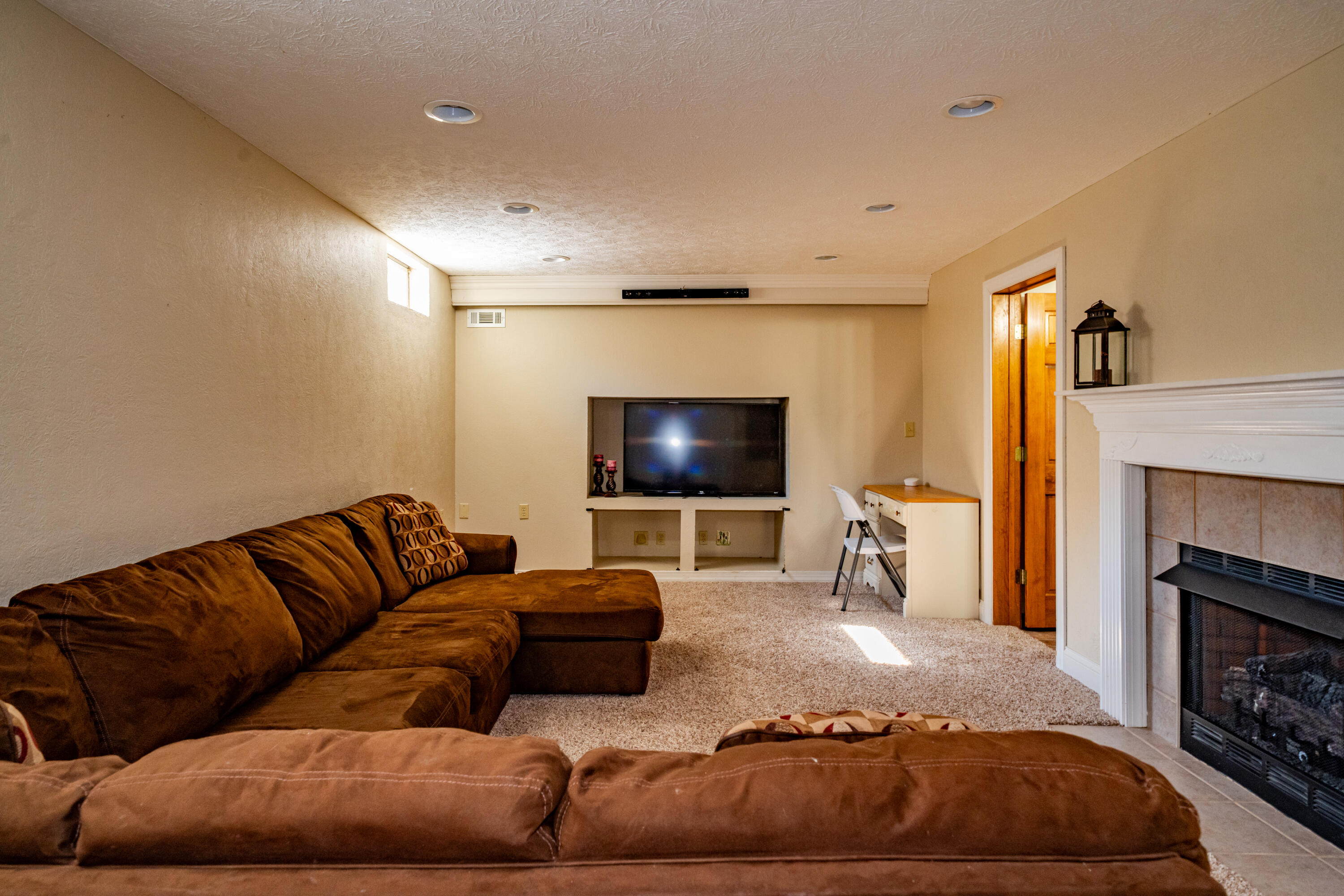 825 Chaucer Lane, Tipp City, Ohio 45371