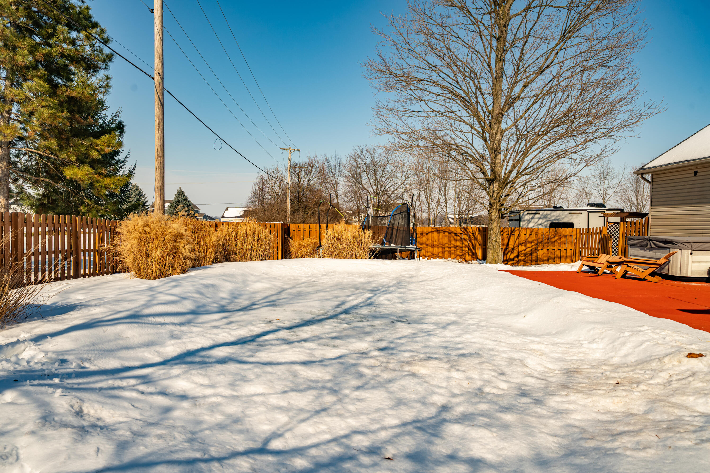 825 Chaucer Lane, Tipp City, Ohio 45371