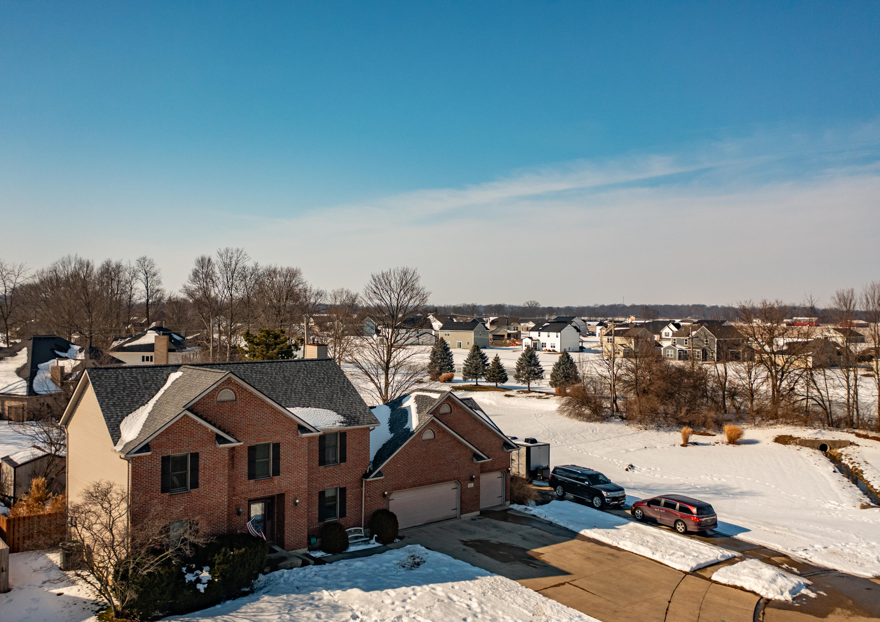 825 Chaucer Lane, Tipp City, Ohio 45371