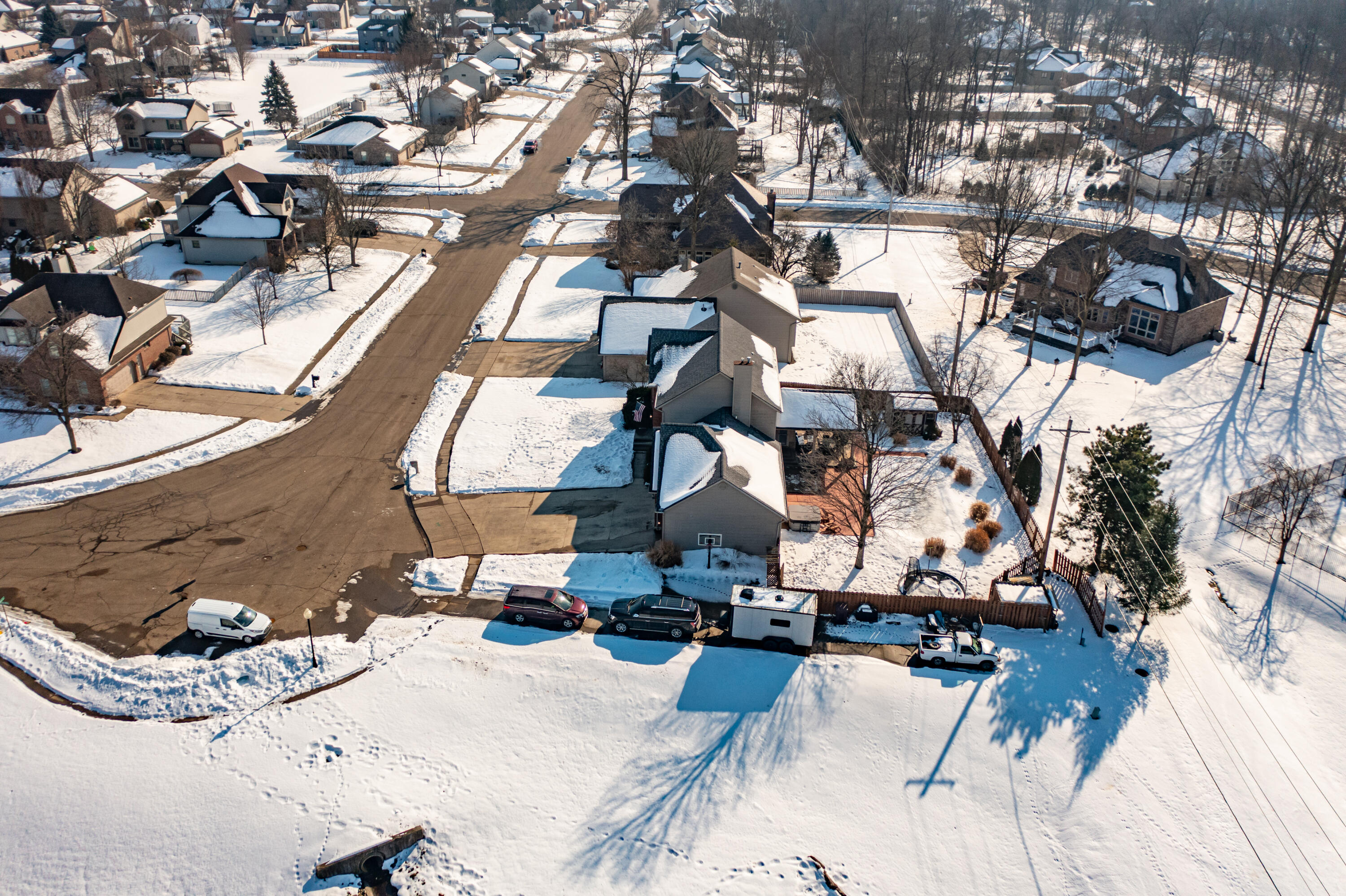 825 Chaucer Lane, Tipp City, Ohio 45371