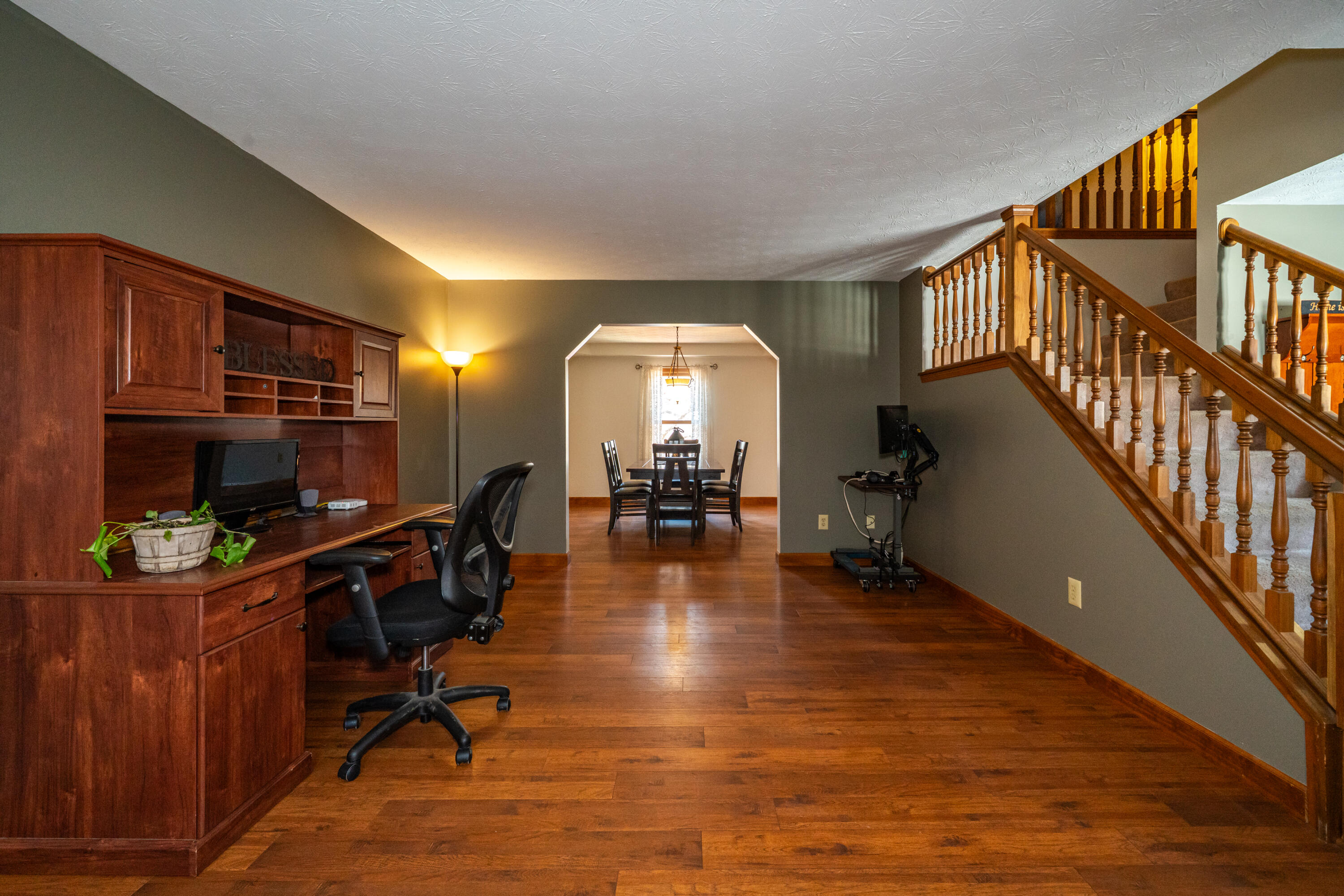 825 Chaucer Lane, Tipp City, Ohio 45371