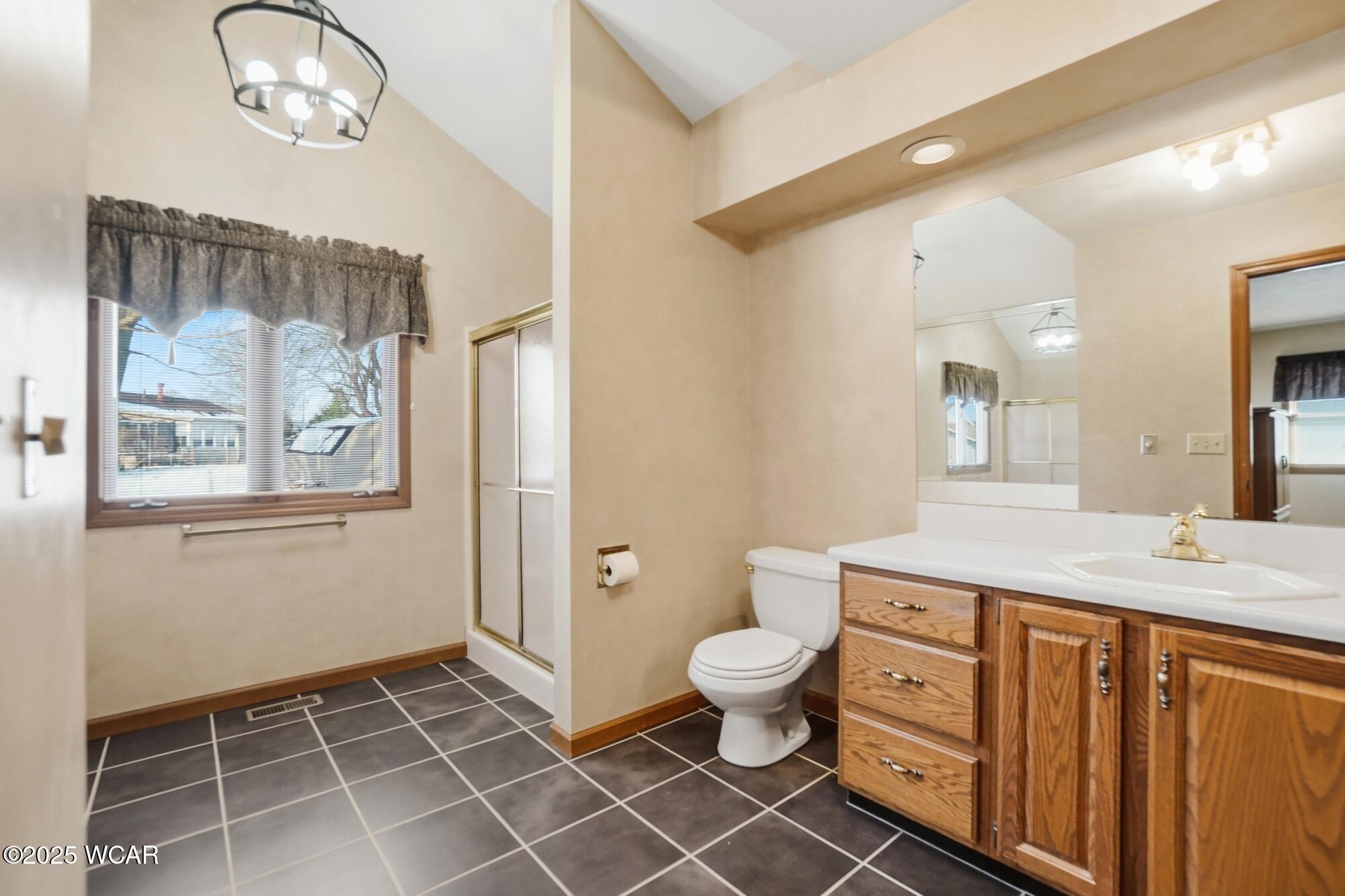 115 Oak View Court, Lima, Ohio