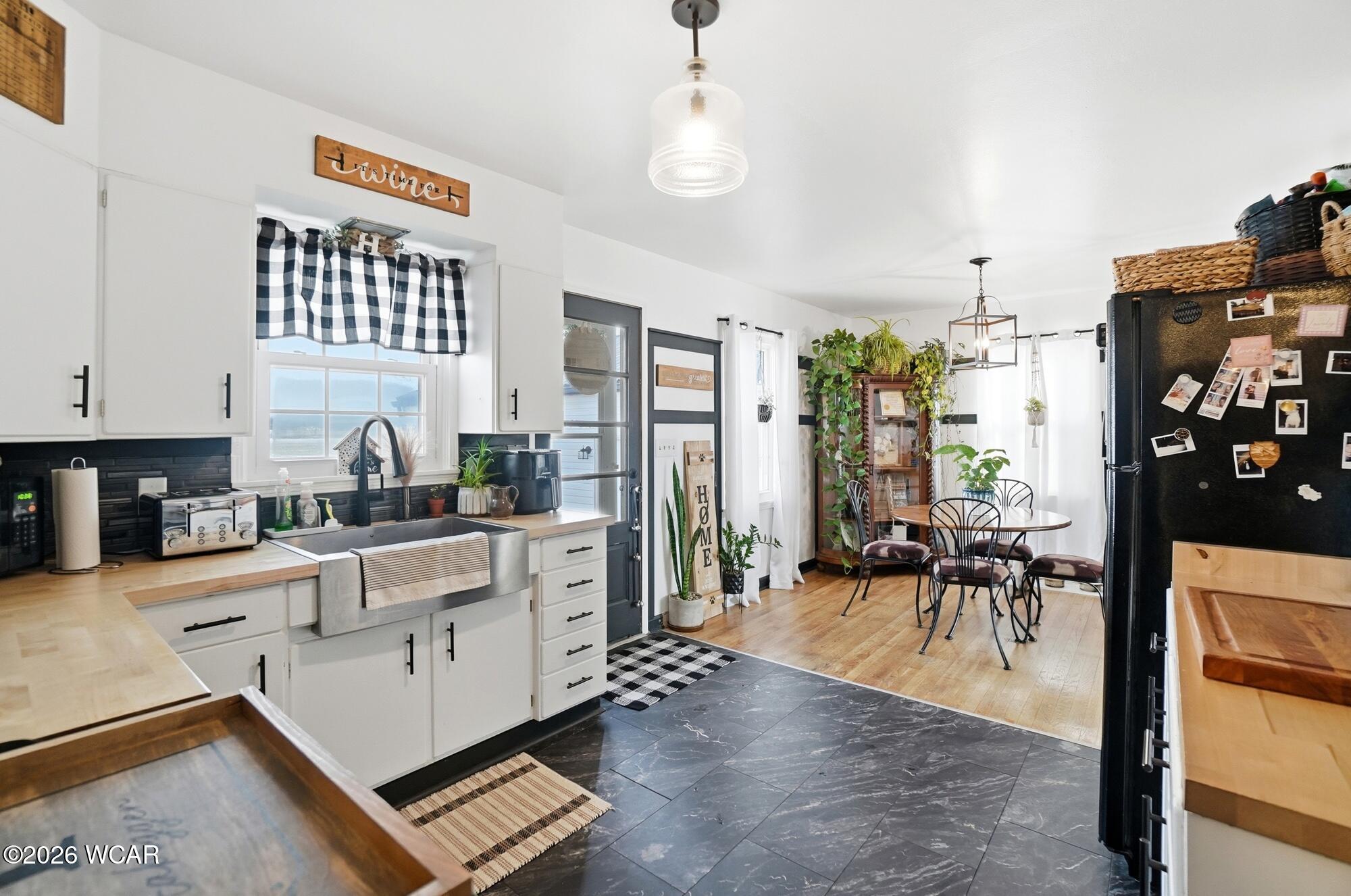 9373 Harrod Road, Harrod, Ohio