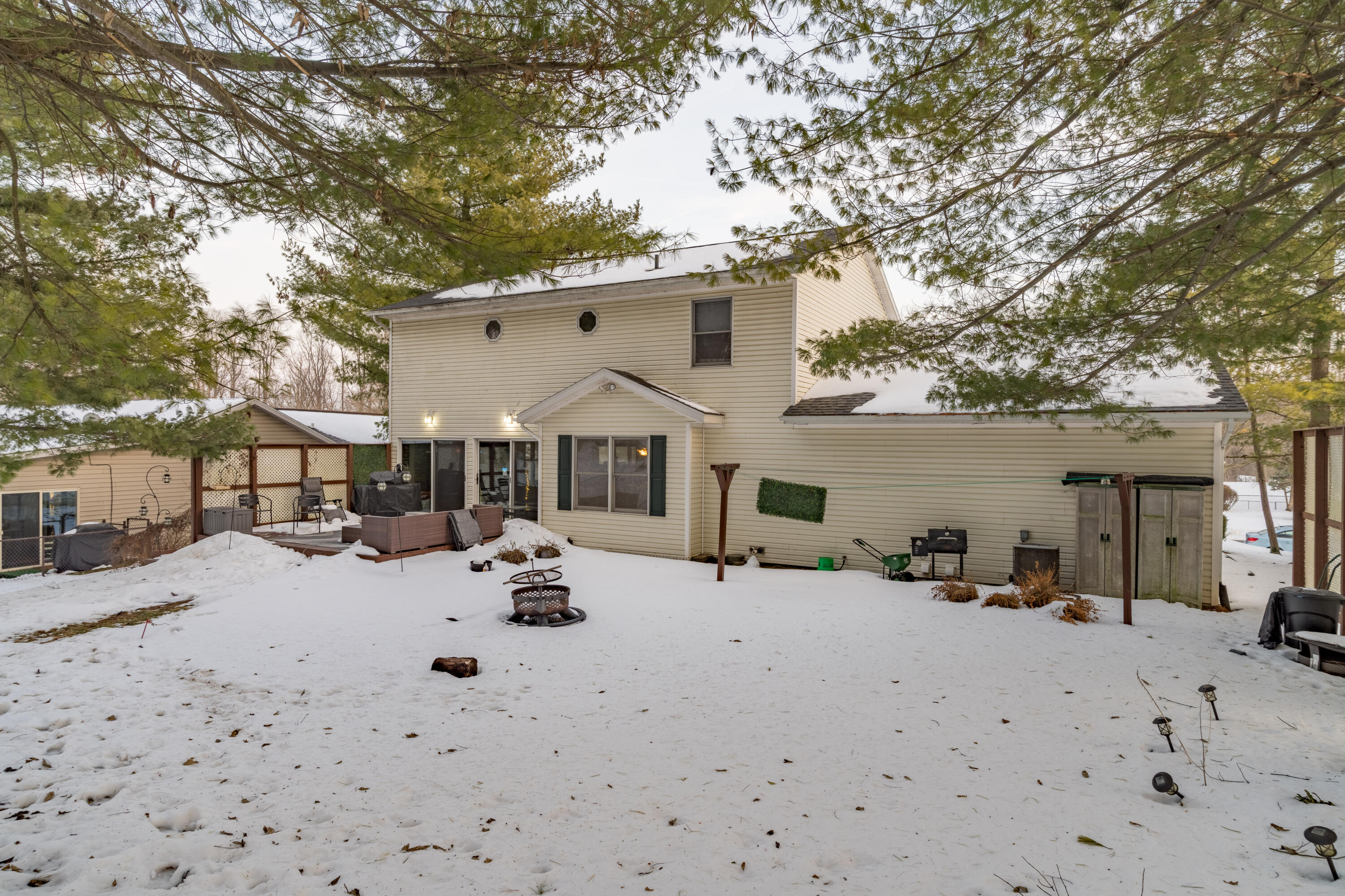 1330 Maple Leaf Court, Sidney, Ohio 45365