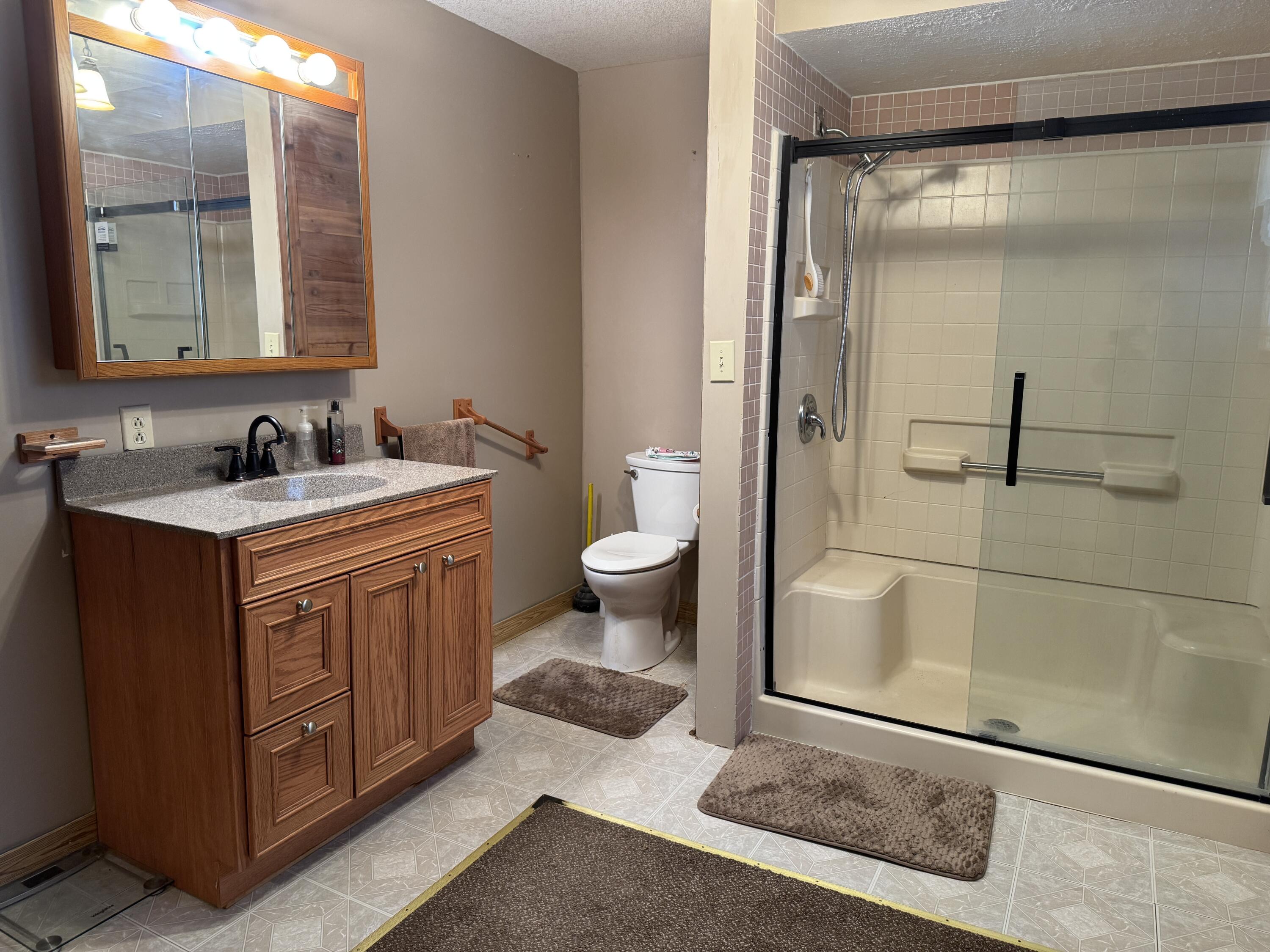 5062 Mercer Van Wert County Line Road, Rockford, Ohio 45882