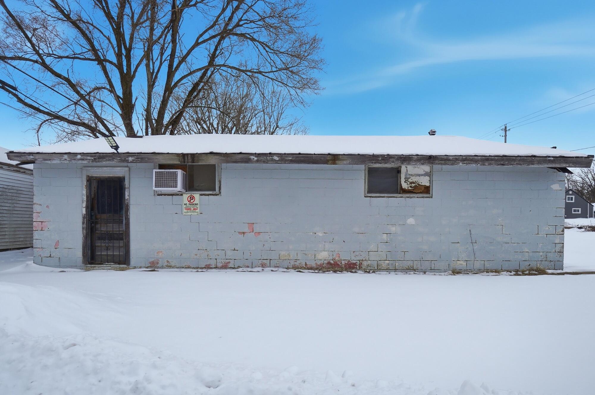 402 Highview Avenue, Springfield, Ohio 45505