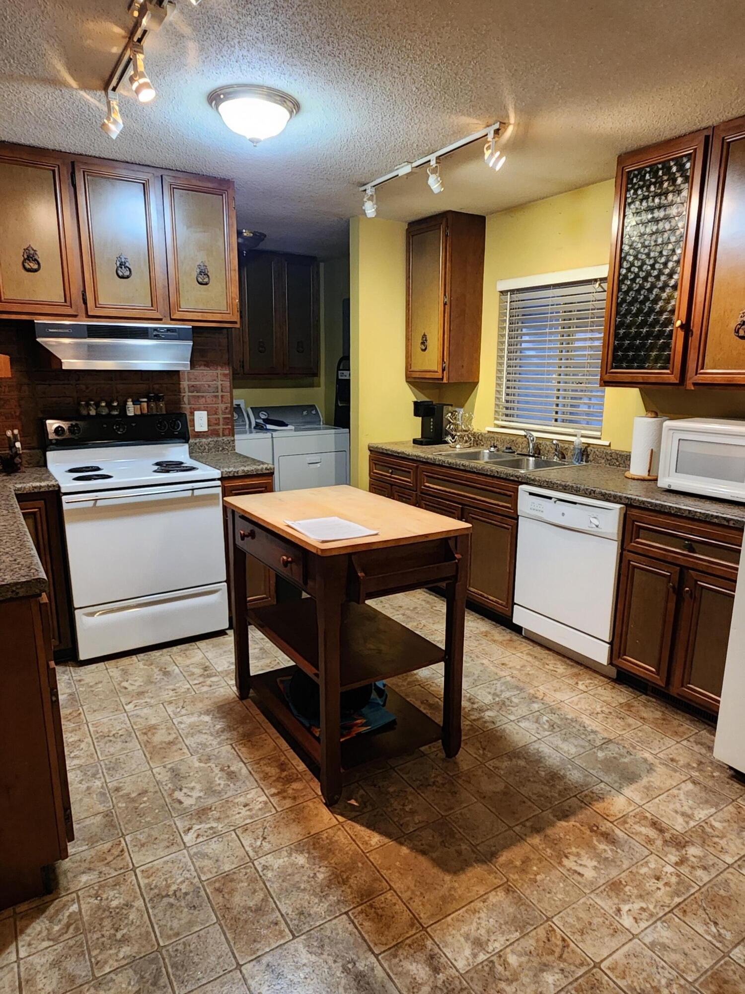 1808 Glenn Place, Sidney, Ohio 45365