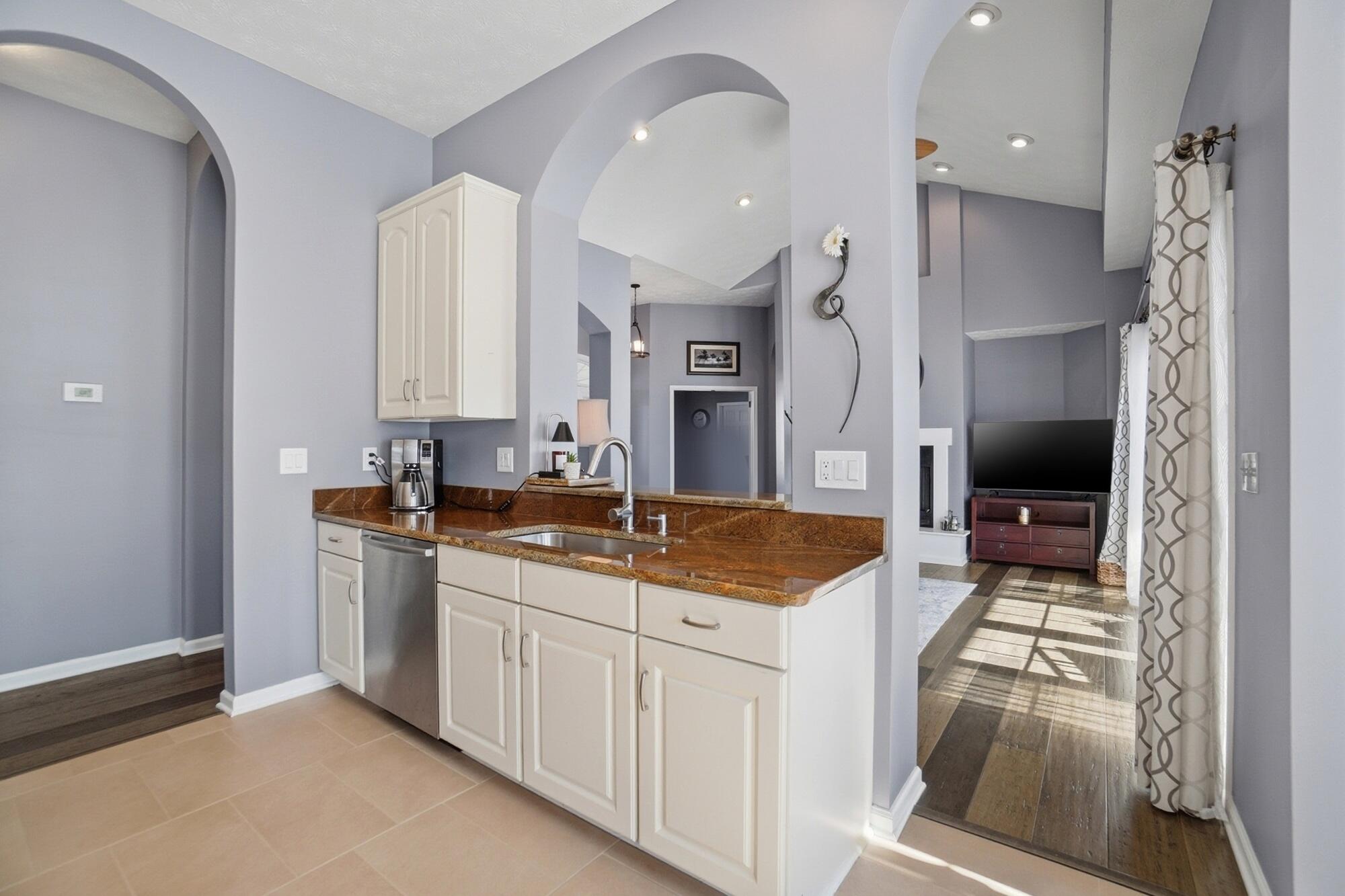 1201 Kingsgate Road, Springfield, Ohio 45503