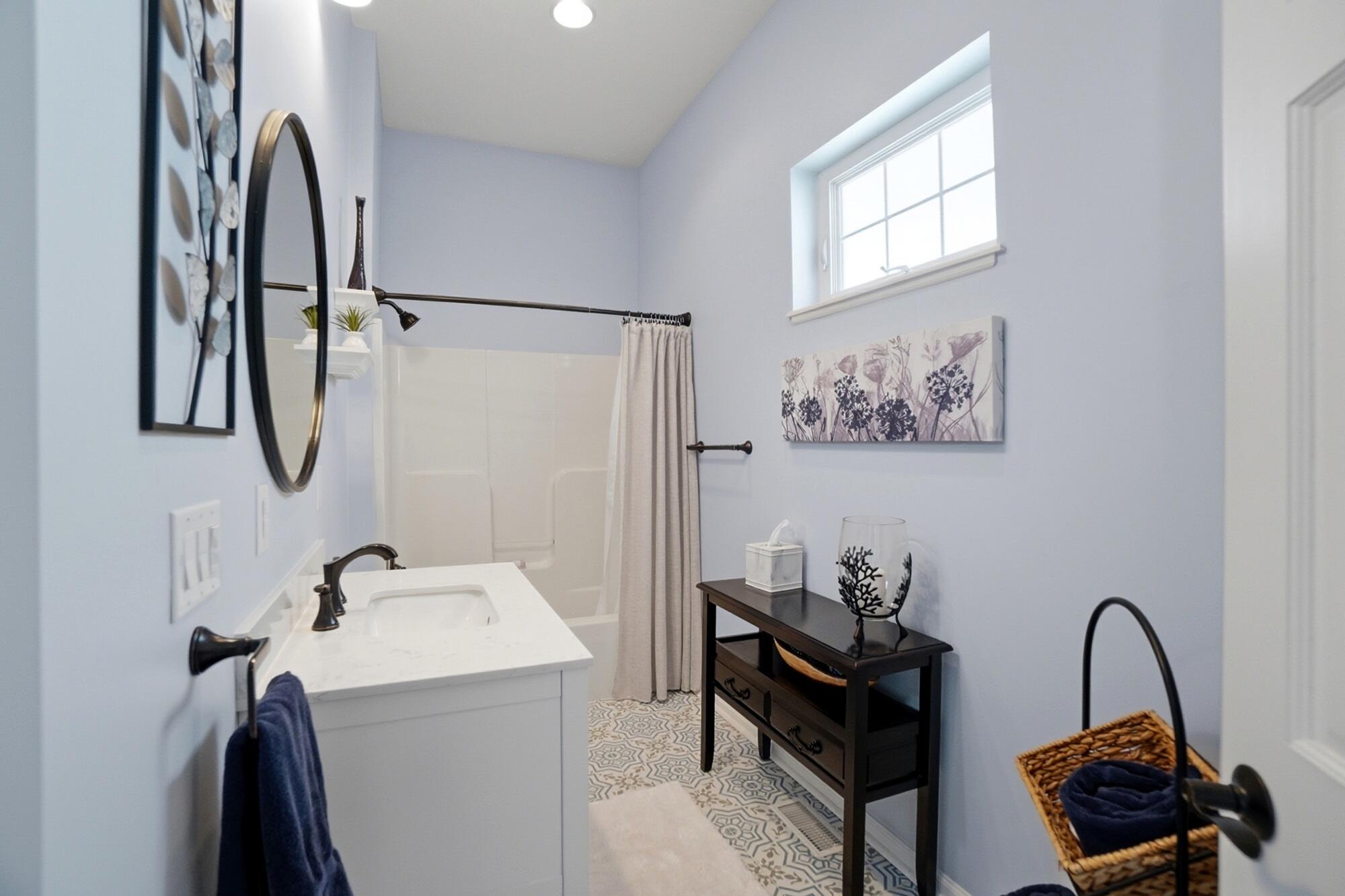 1201 Kingsgate Road, Springfield, Ohio 45503