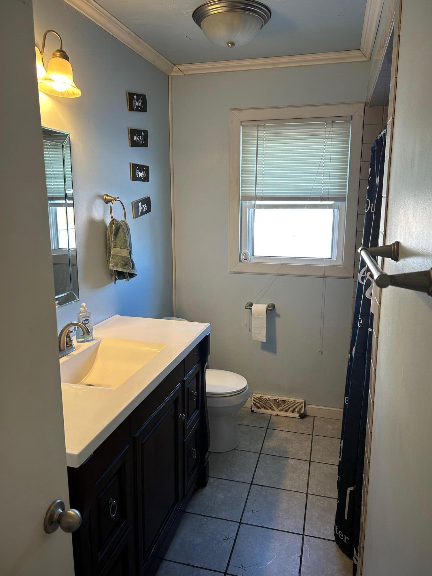 802 Crescent Drive, Urbana, Ohio 43078