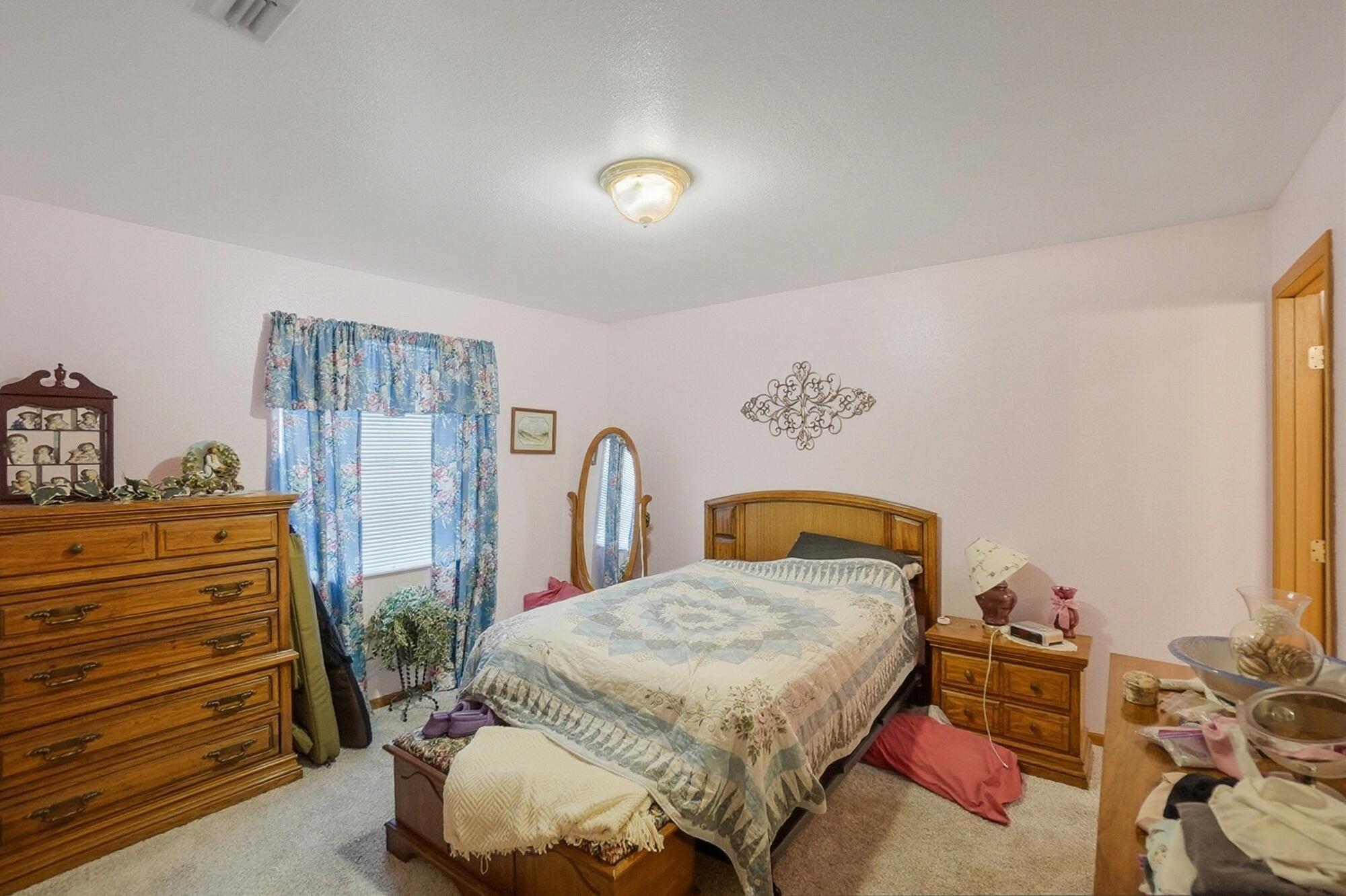 5564 Ridgewood Road, Springfield, Ohio 45503