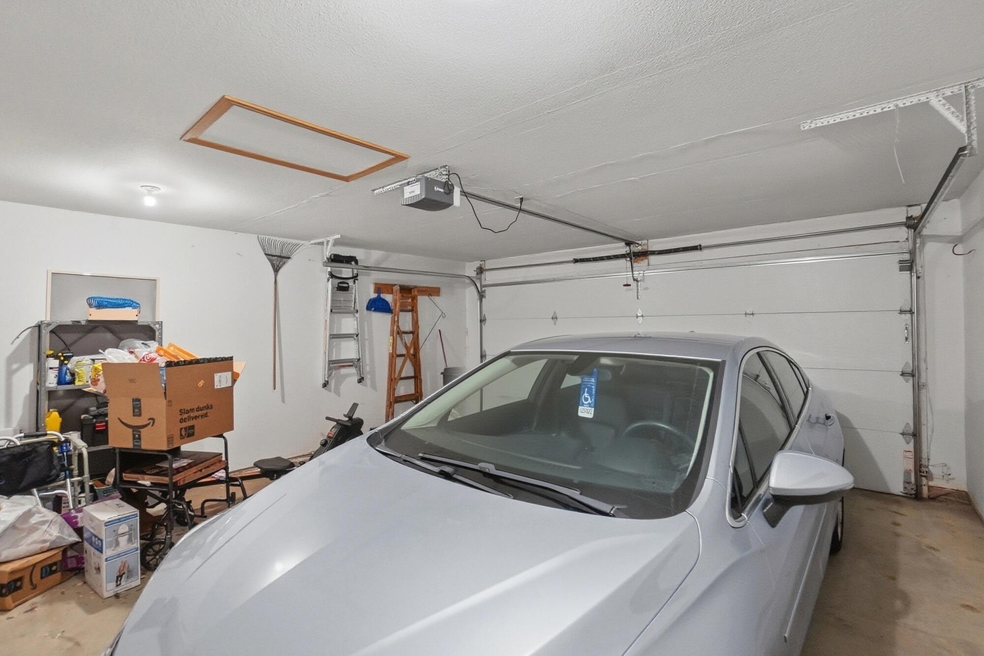 5564 Ridgewood Road, Springfield, Ohio 45503