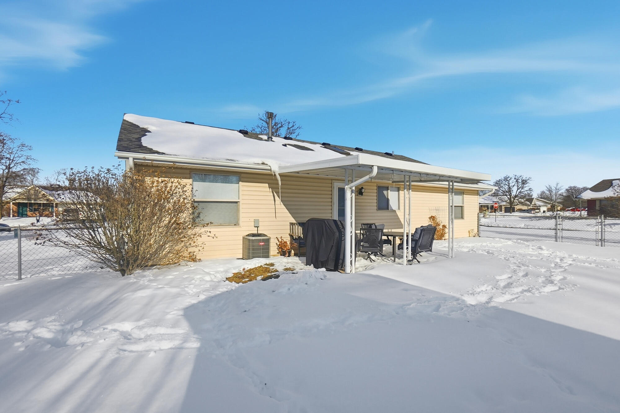 5564 Ridgewood Road, Springfield, Ohio 45503