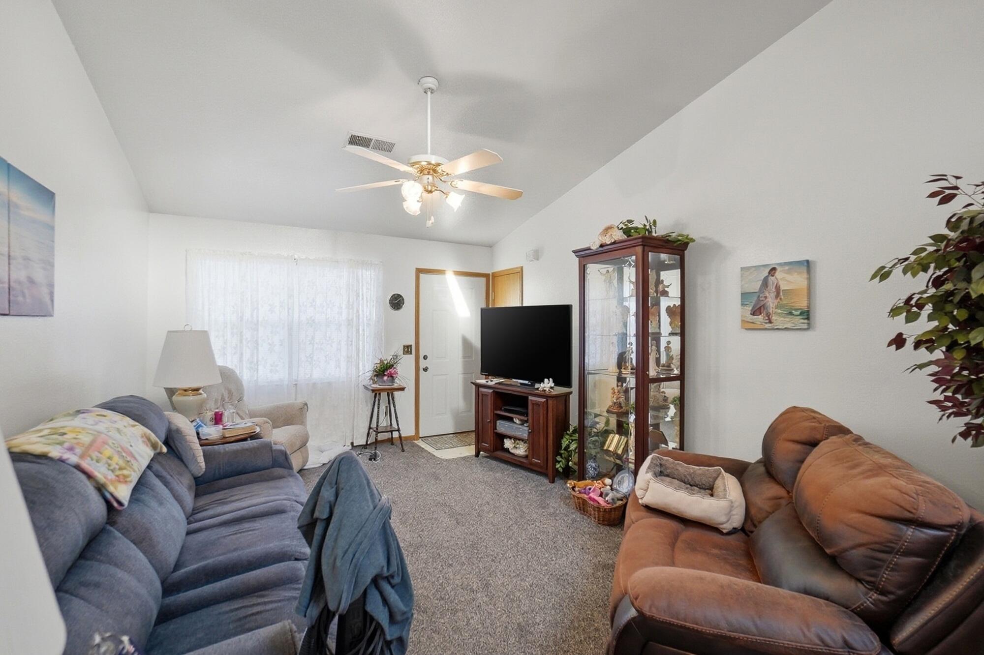 5564 Ridgewood Road, Springfield, Ohio 45503