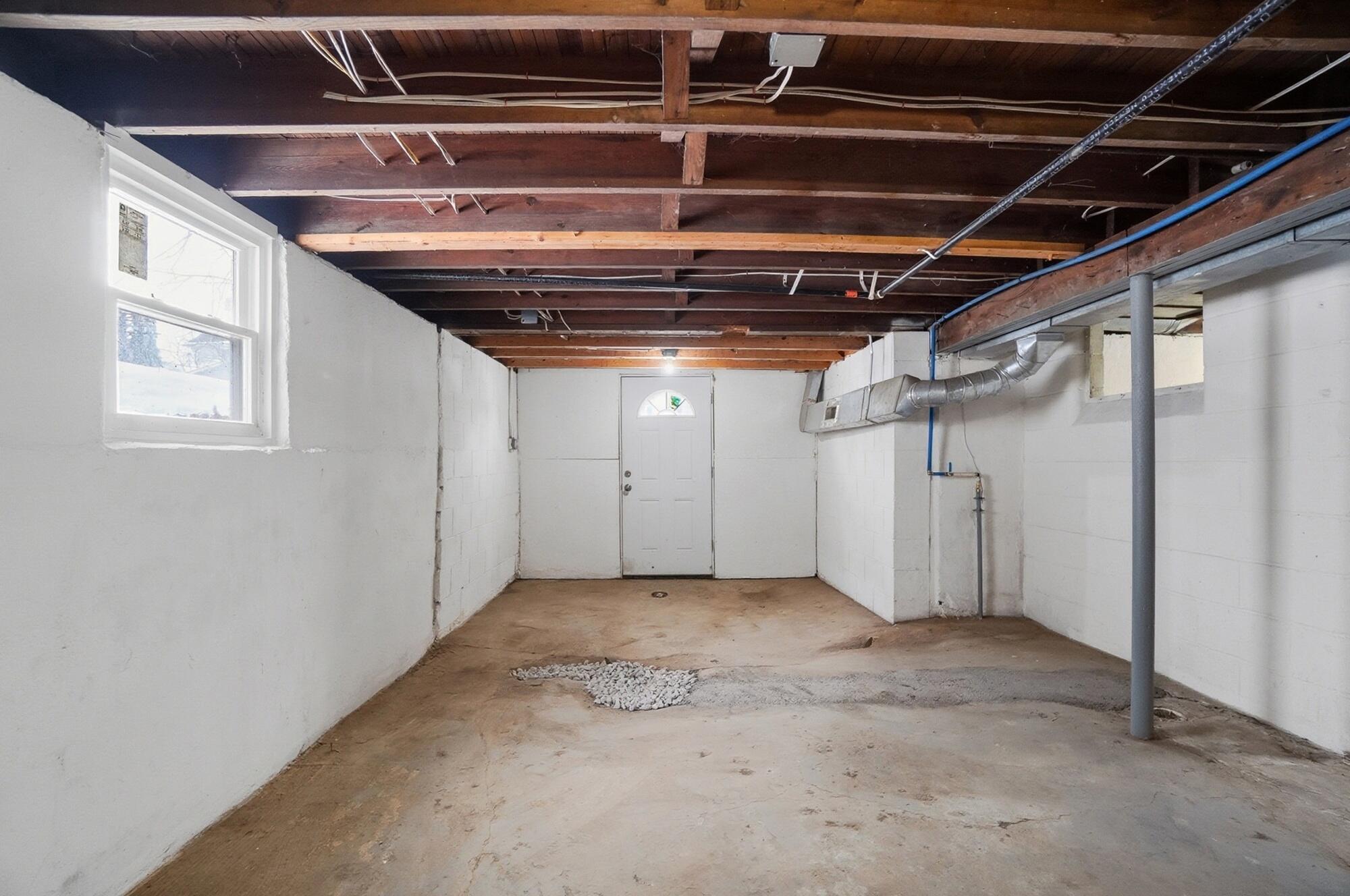 364 Ridge Road, Springfield, Ohio 45503