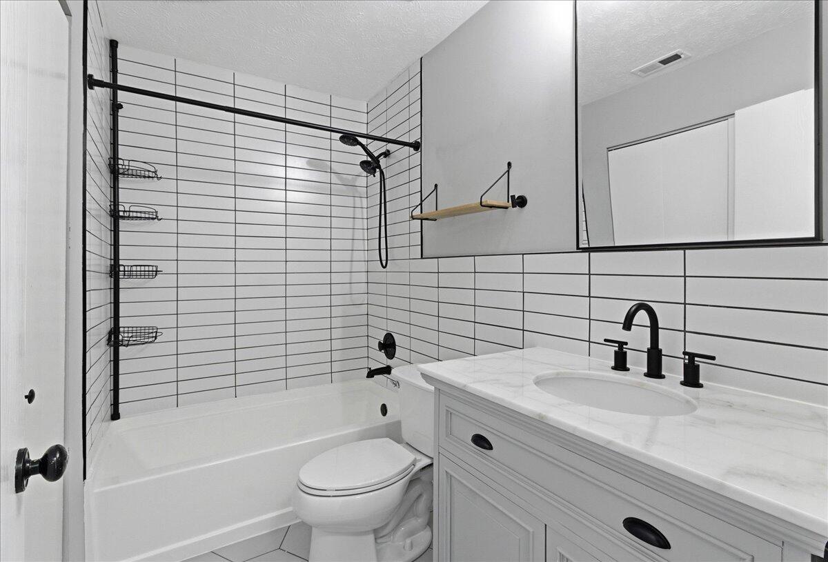 1079 Coventry Way, Marysville, Ohio 43040