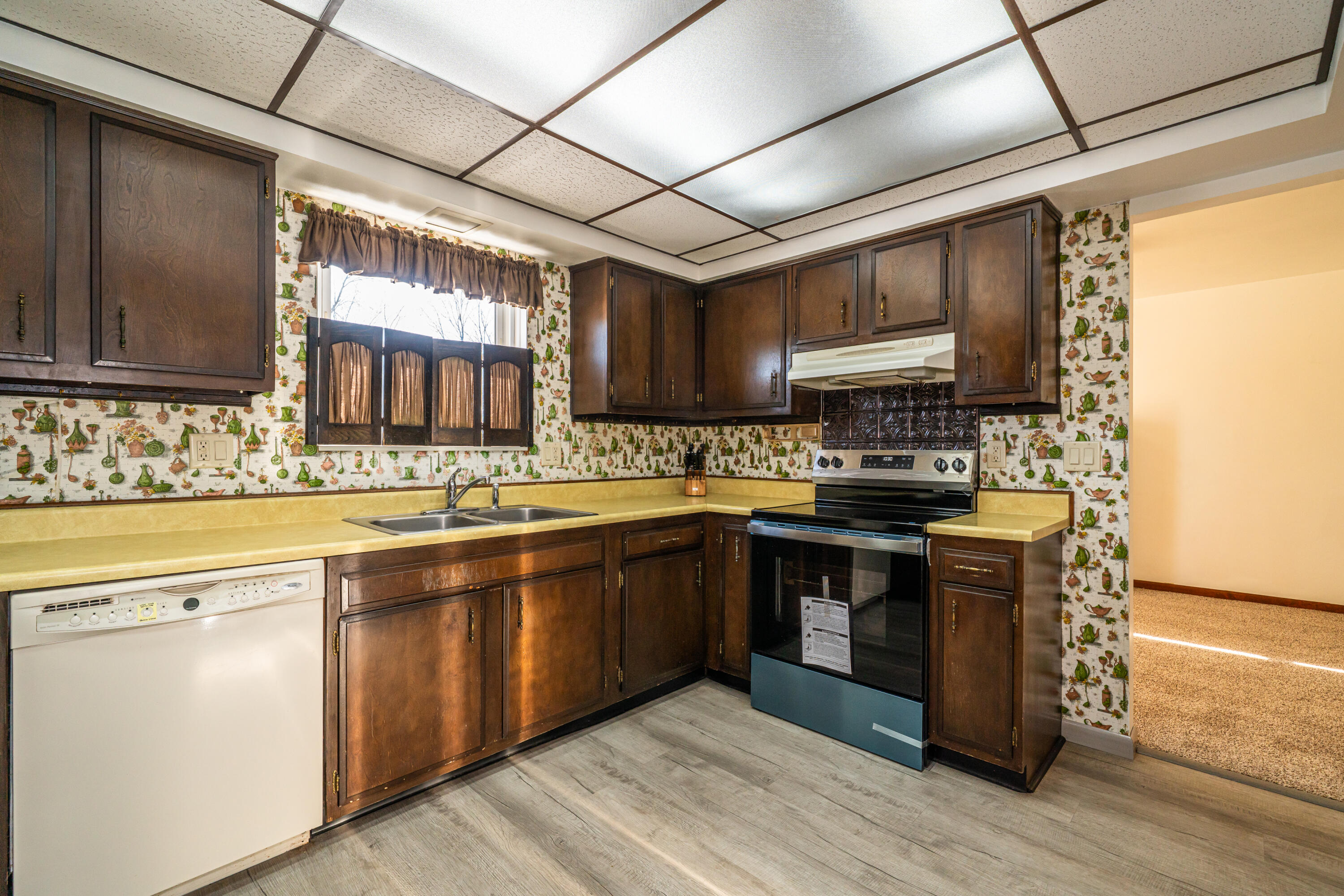 7106 Cranlyn Drive, Englewood, Ohio 45322