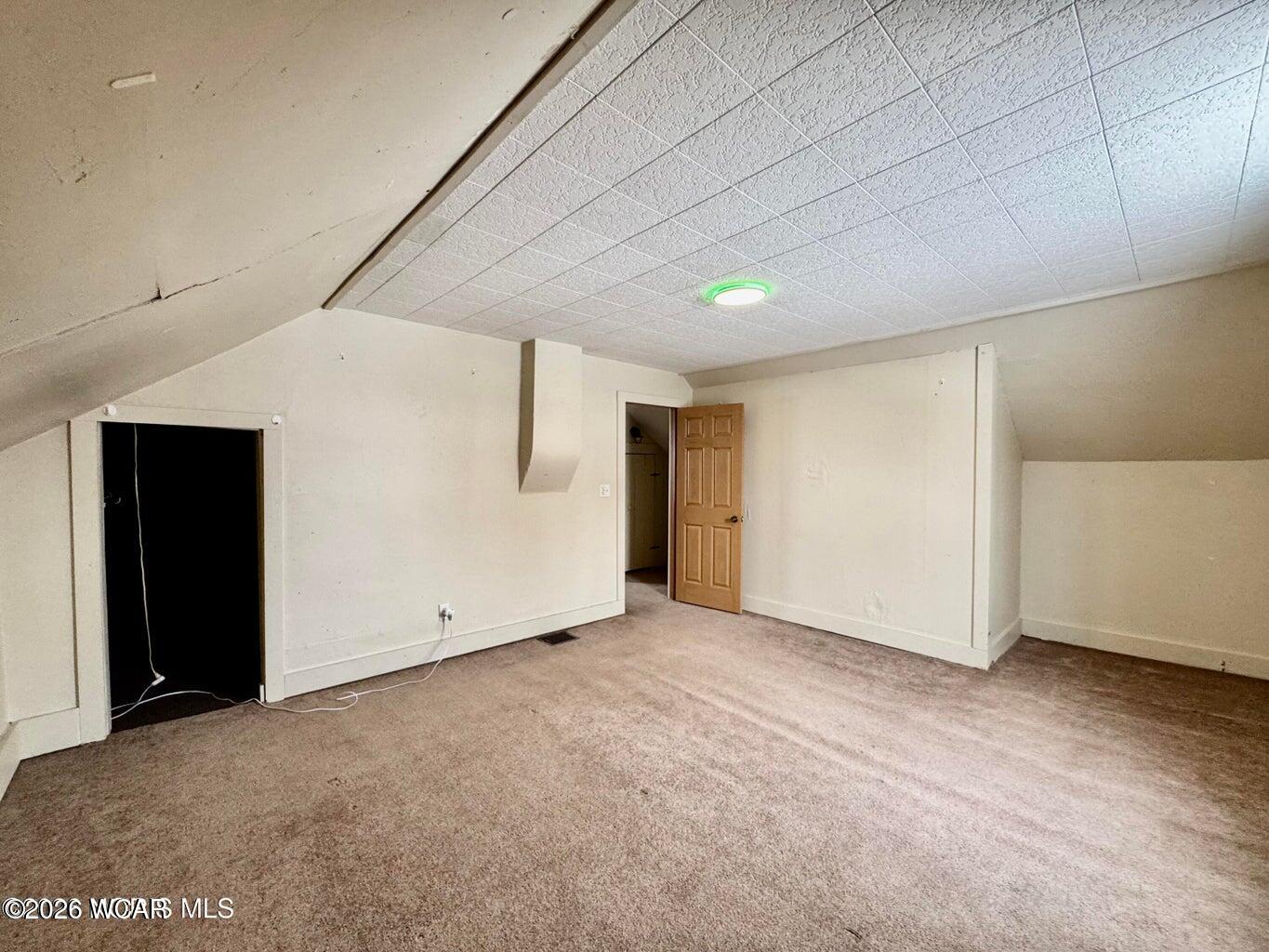 109 PLEASANT Street, Montpelier, Ohio