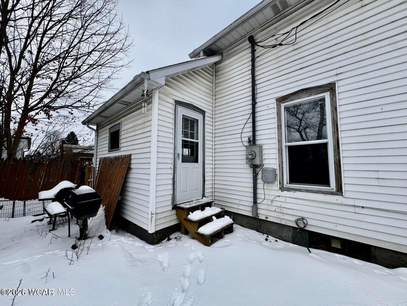 109 PLEASANT Street, Montpelier, Ohio