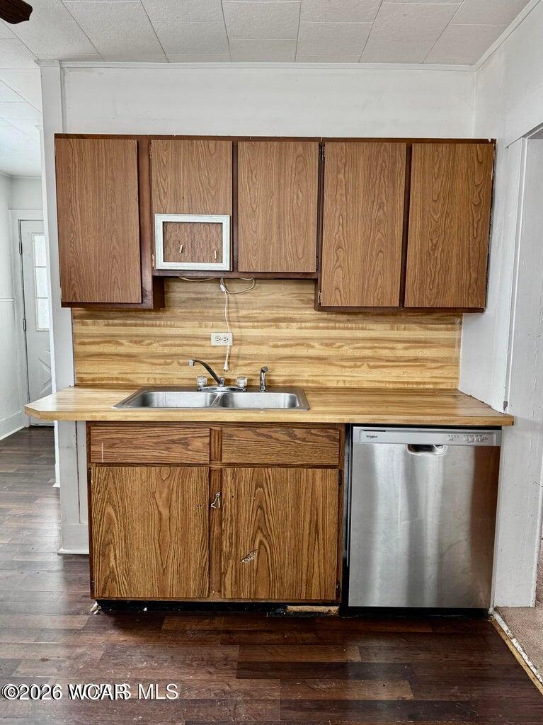 109 PLEASANT Street, Montpelier, Ohio