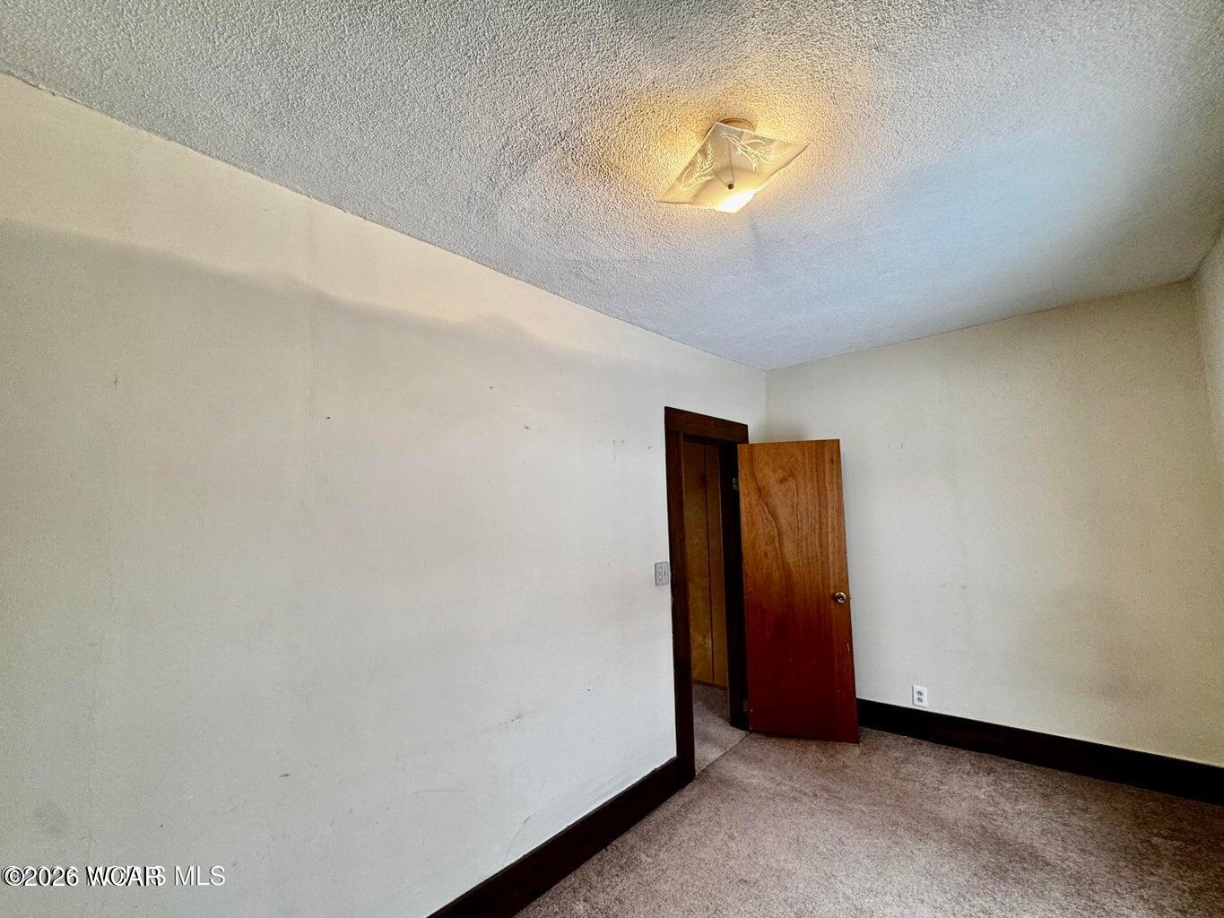 109 PLEASANT Street, Montpelier, Ohio