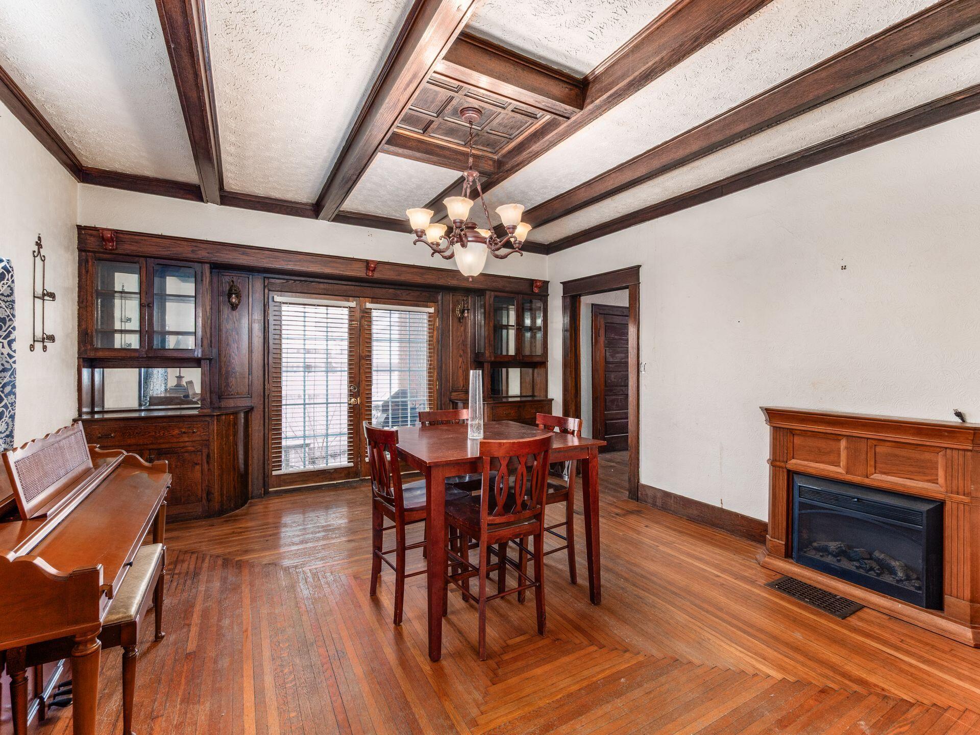 229 Chillicothe Avenue, Bellefontaine, Ohio 43311