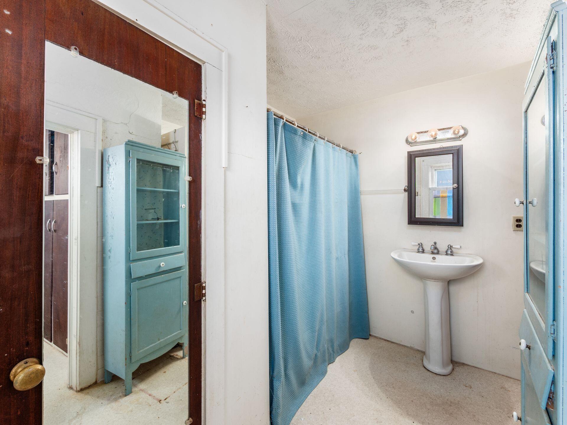 229 Chillicothe Avenue, Bellefontaine, Ohio 43311