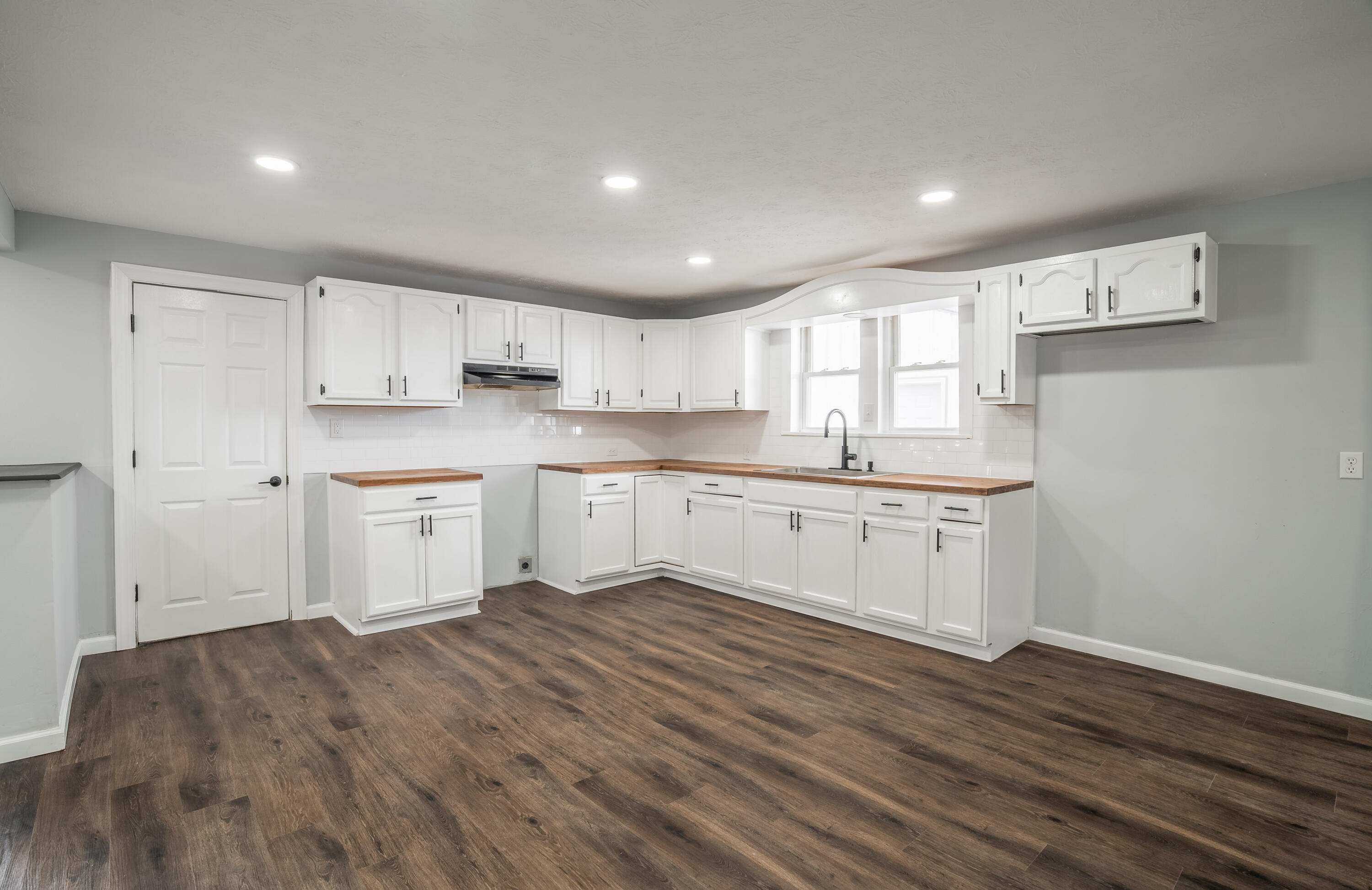 4 Cross Street, Laura, Ohio 45337