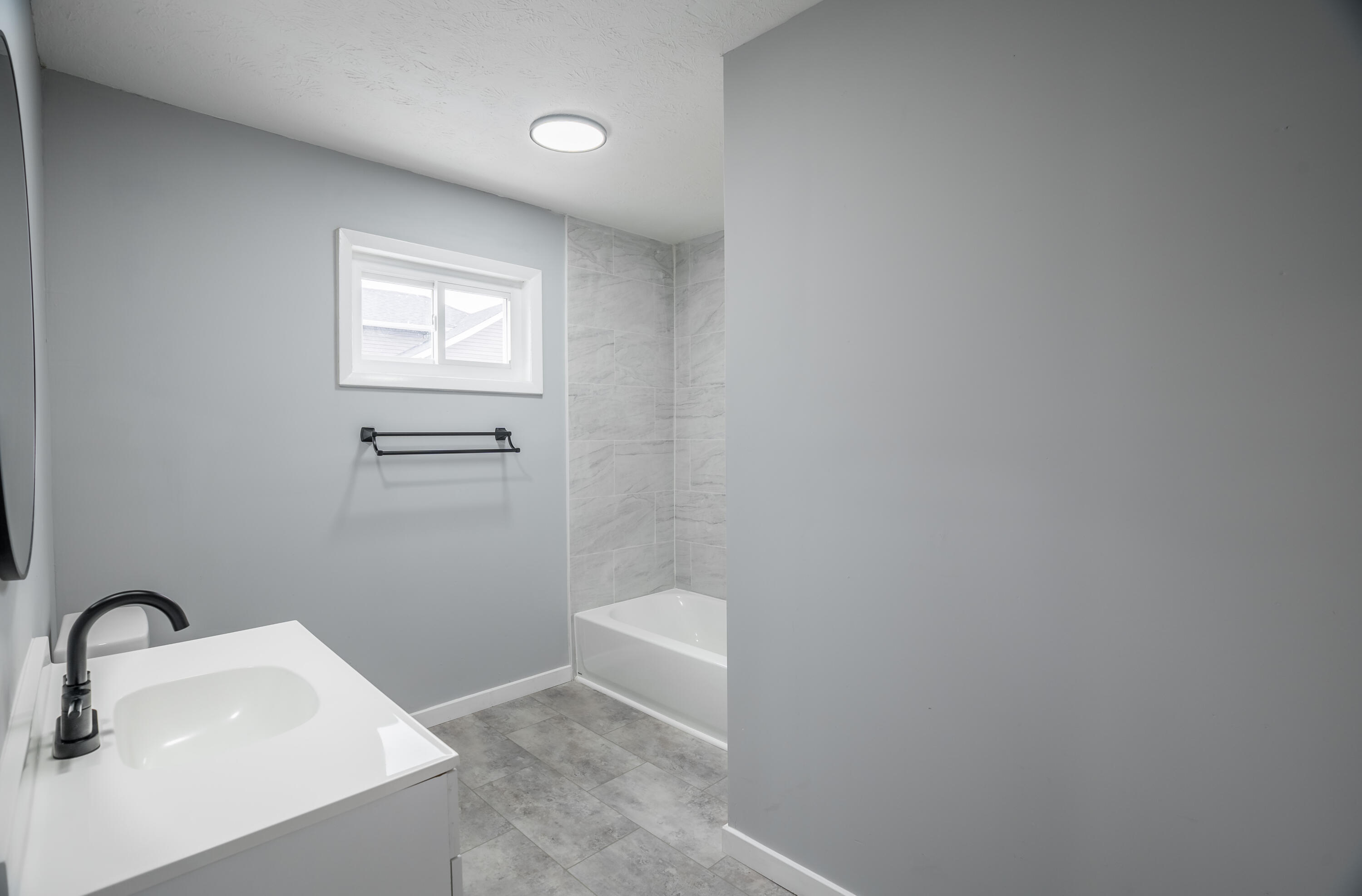 4 Cross Street, Laura, Ohio 45337