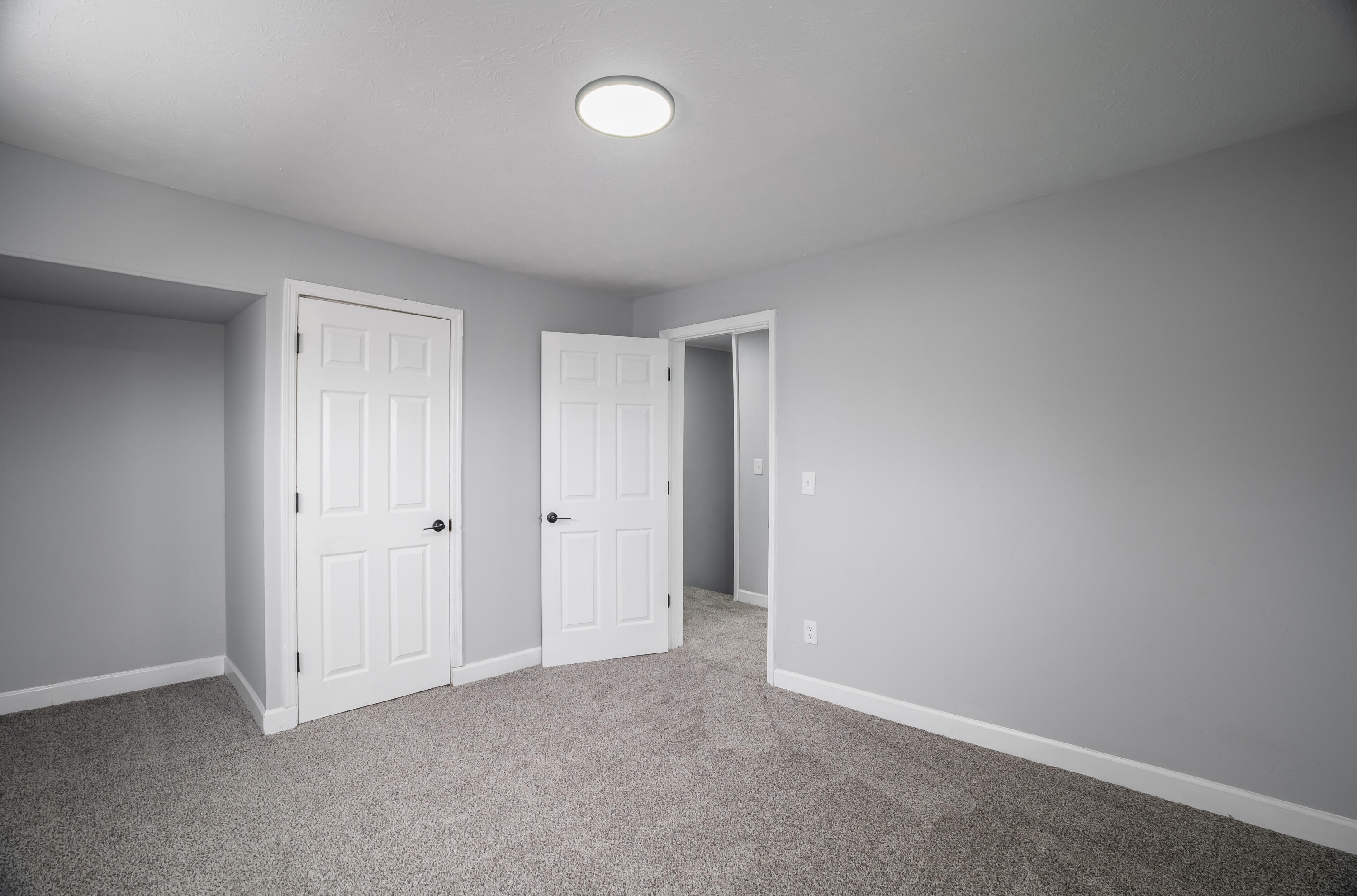 4 Cross Street, Laura, Ohio 45337