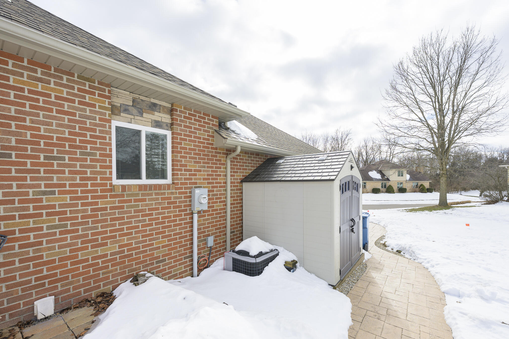 805 Creekview Court, Bellefontaine, Ohio 43311