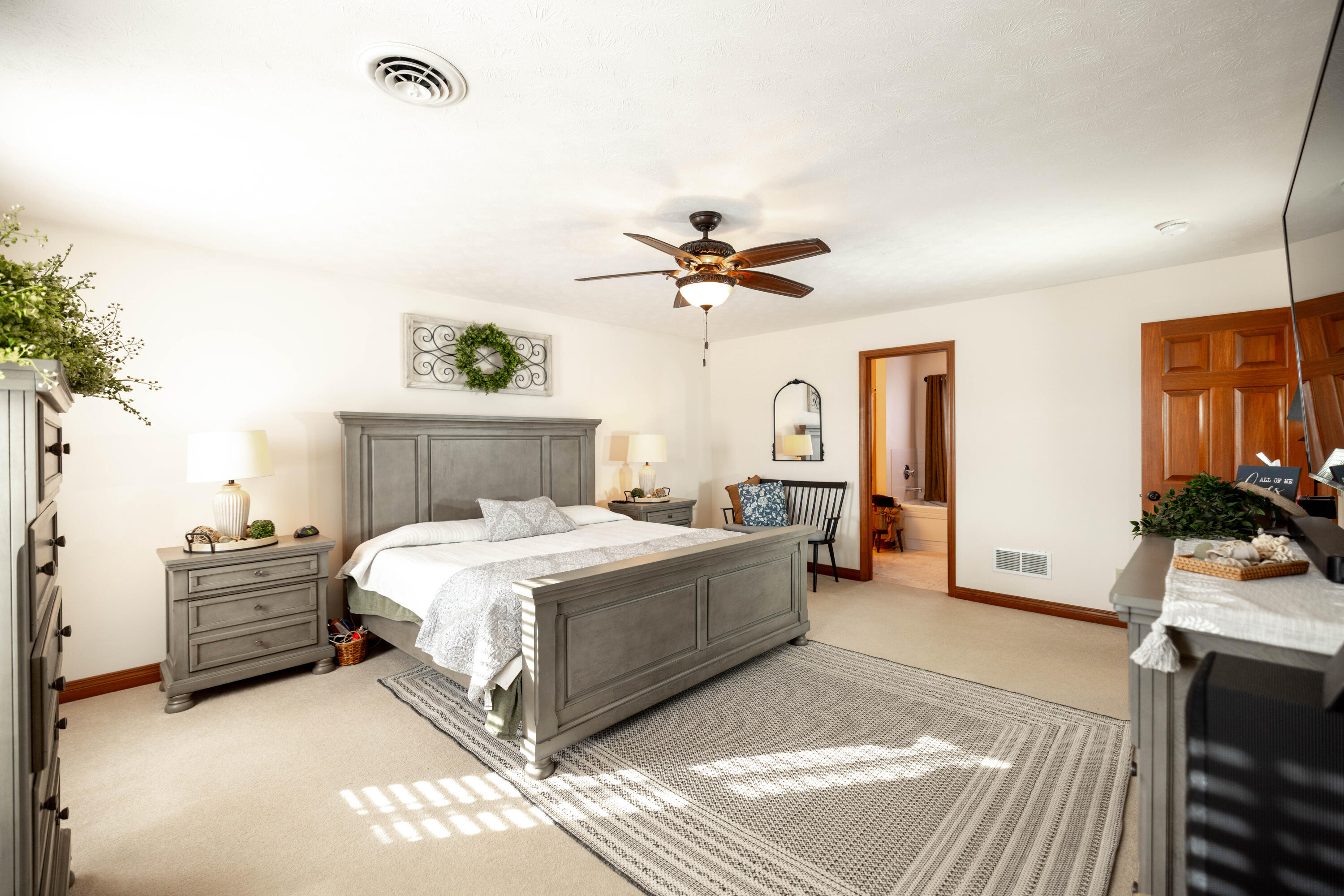 4661 Rosswood Lane, Springfield, Ohio 45502