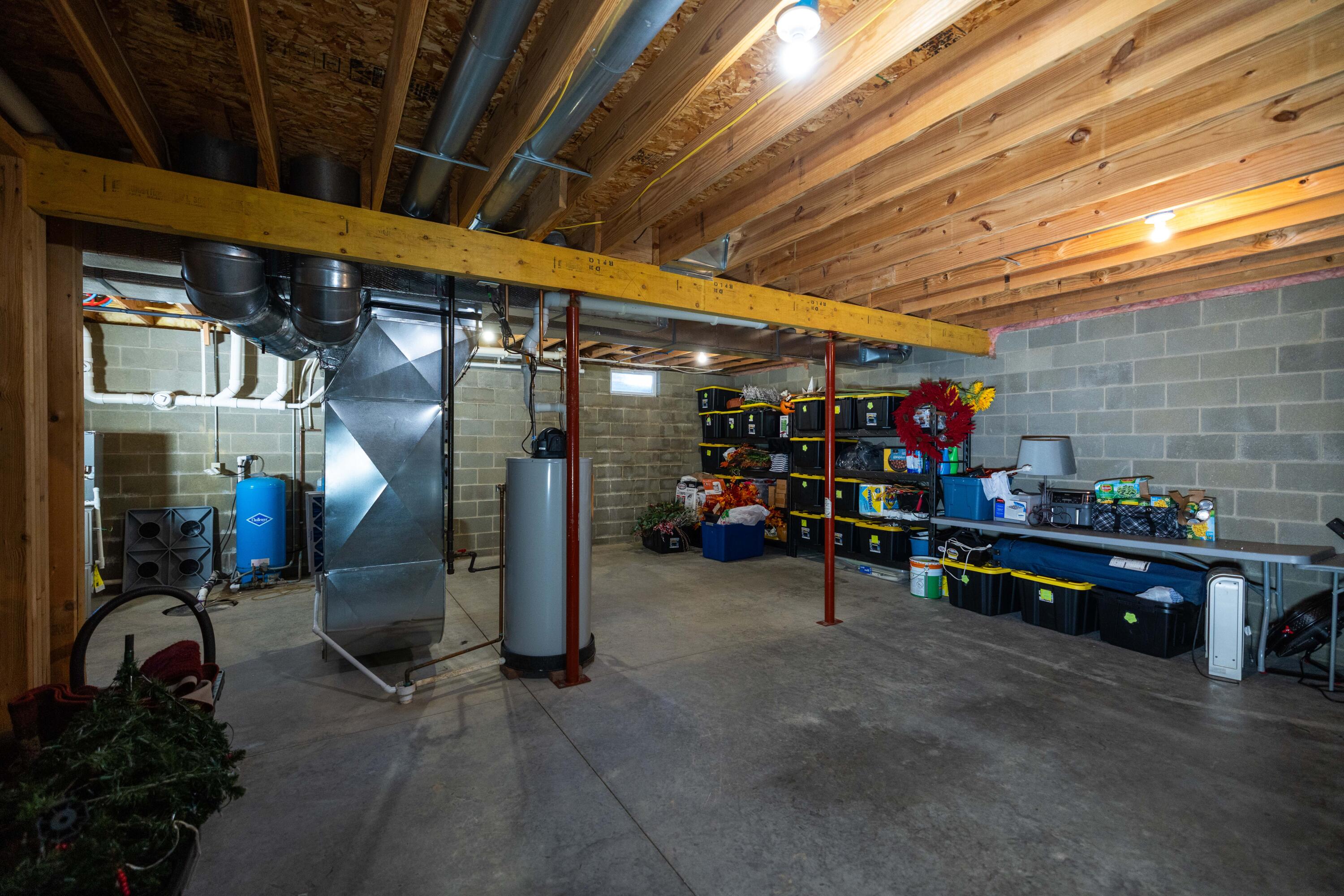 4661 Rosswood Lane, Springfield, Ohio 45502