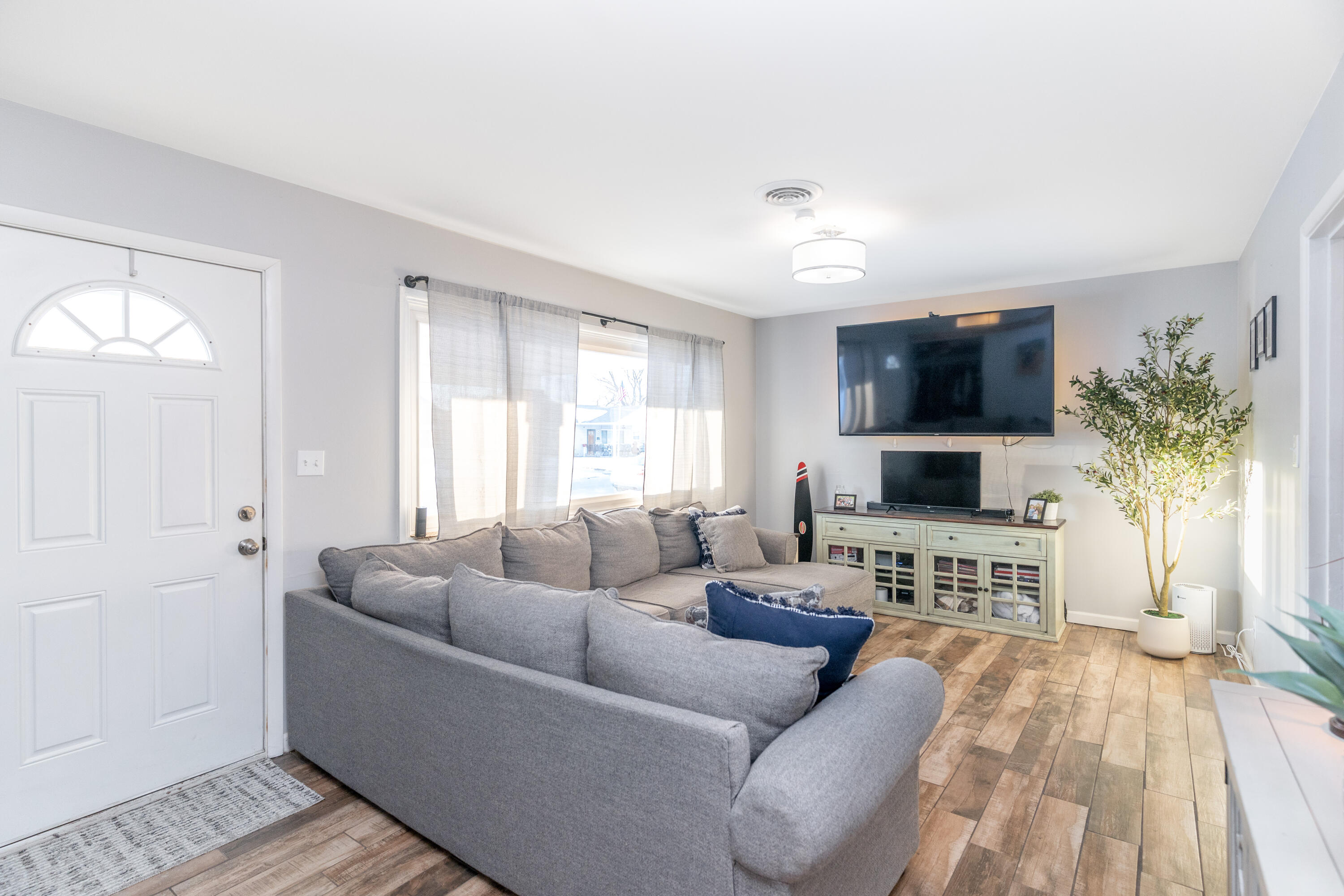 325 Glenwood Avenue, Piqua, Ohio 45356