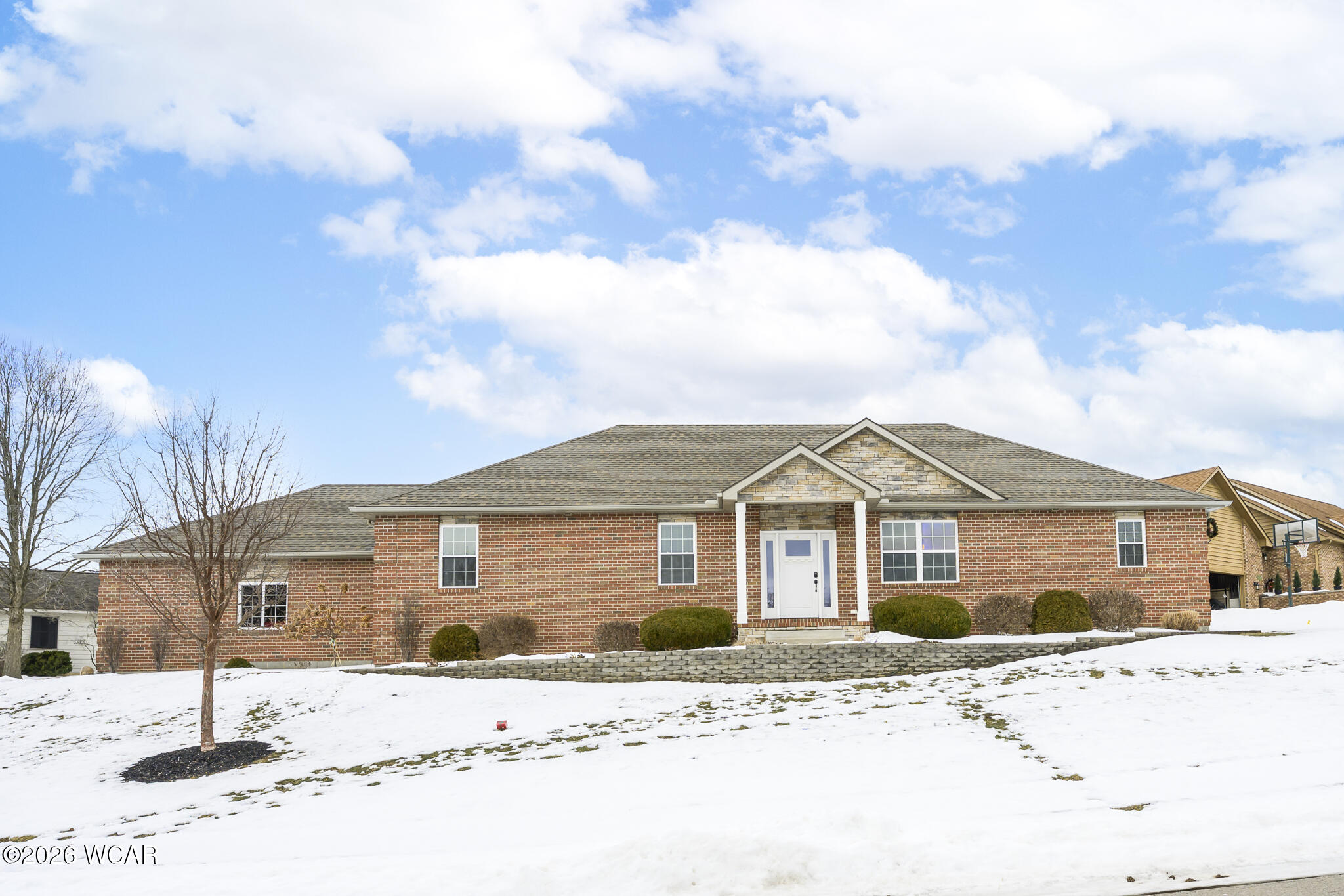 805 Creekview Court, Bellefontaine, Ohio